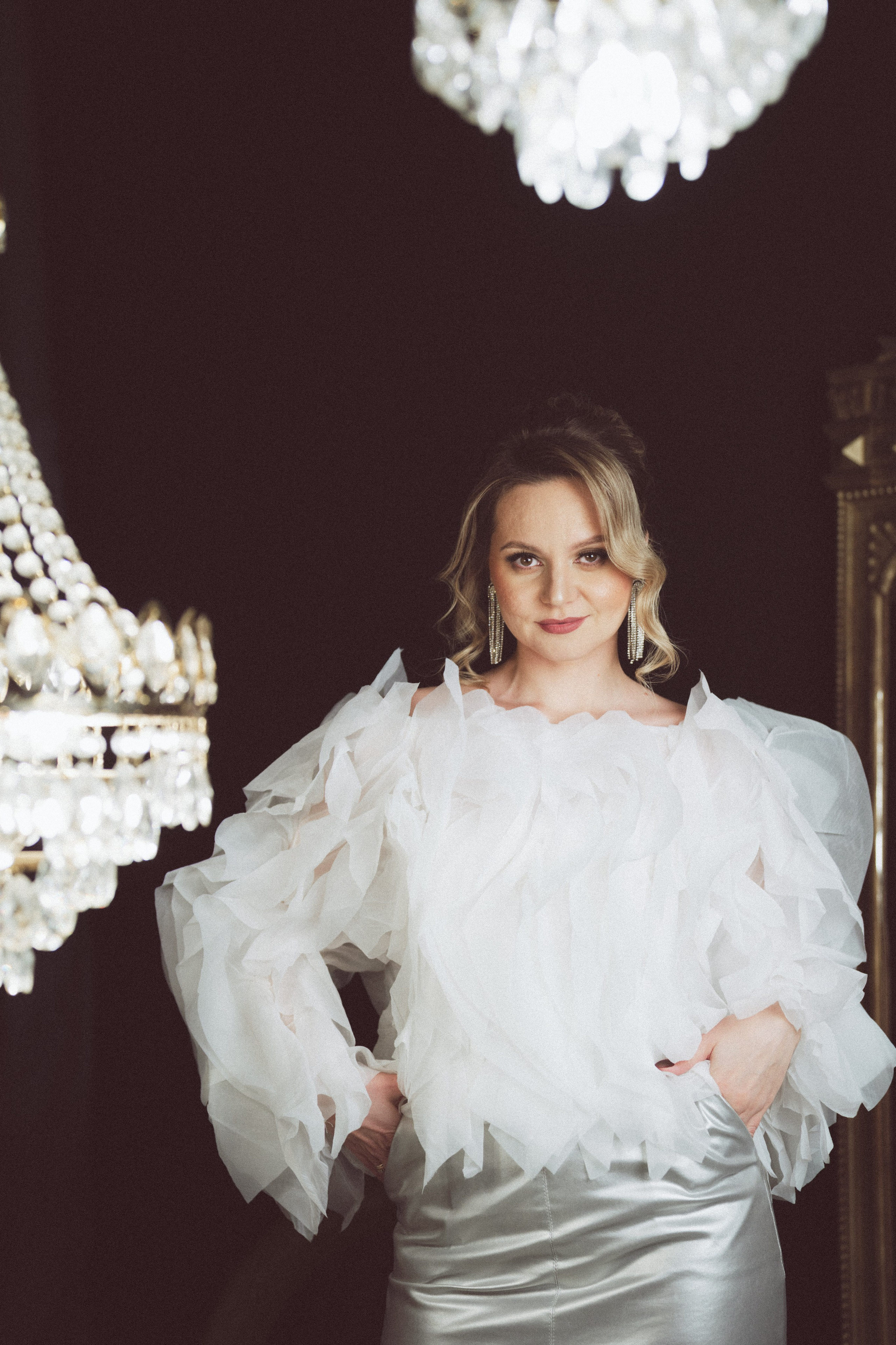 НОВОГОДНЯЯ ФОТОСЕСИИЯ В СТУДИИ ДЛЯ ДЕВУШКИ И ПРОГУЛКА ПО ЧЕРНЫШЕВСКОЙ. Профессиональный фотограф, Санкт-Петербург — Виктория Богомолова