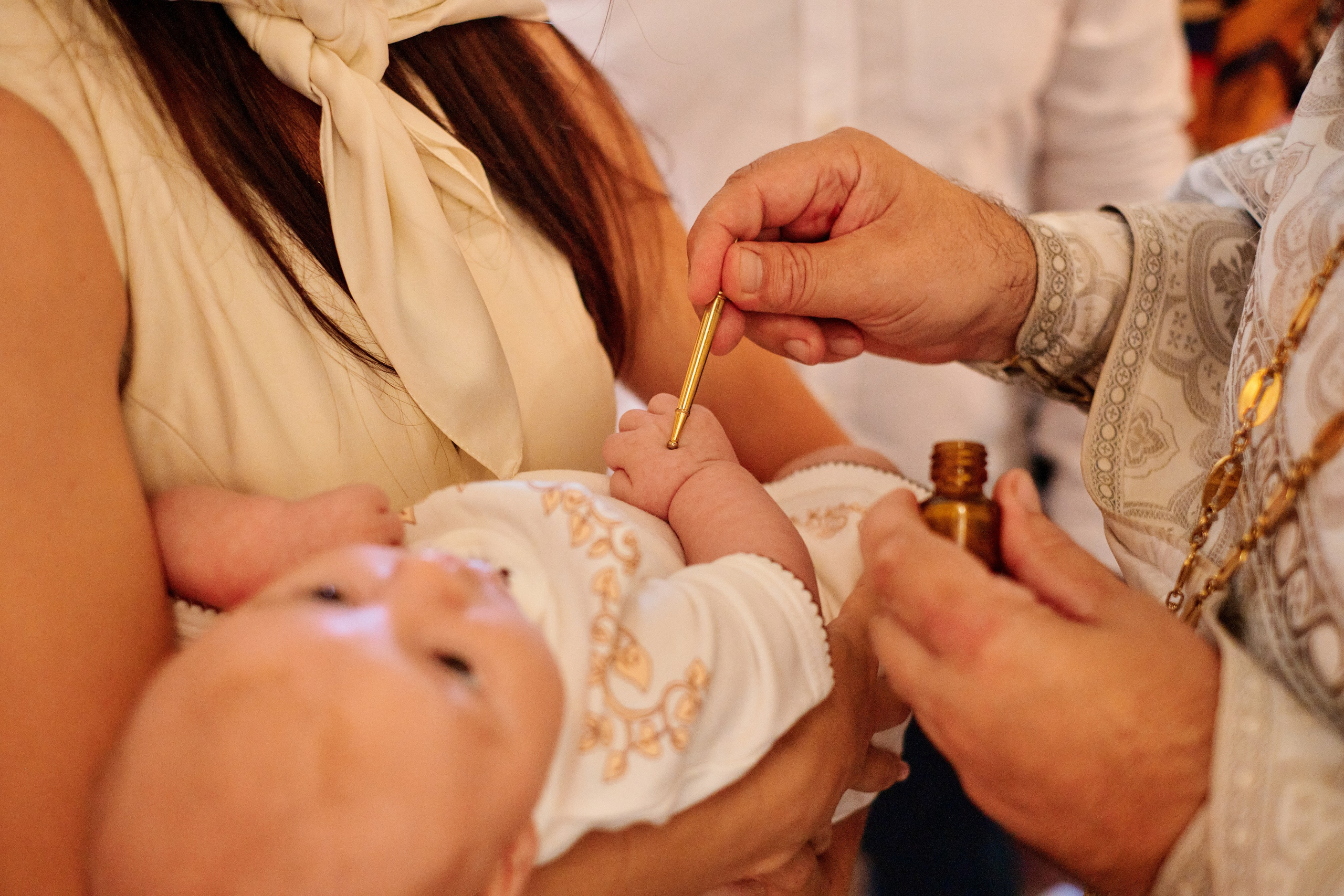 Крестины Григория. Храм святителя Николая Чудотворца. Фотограф Таганрог Анна Трайжон