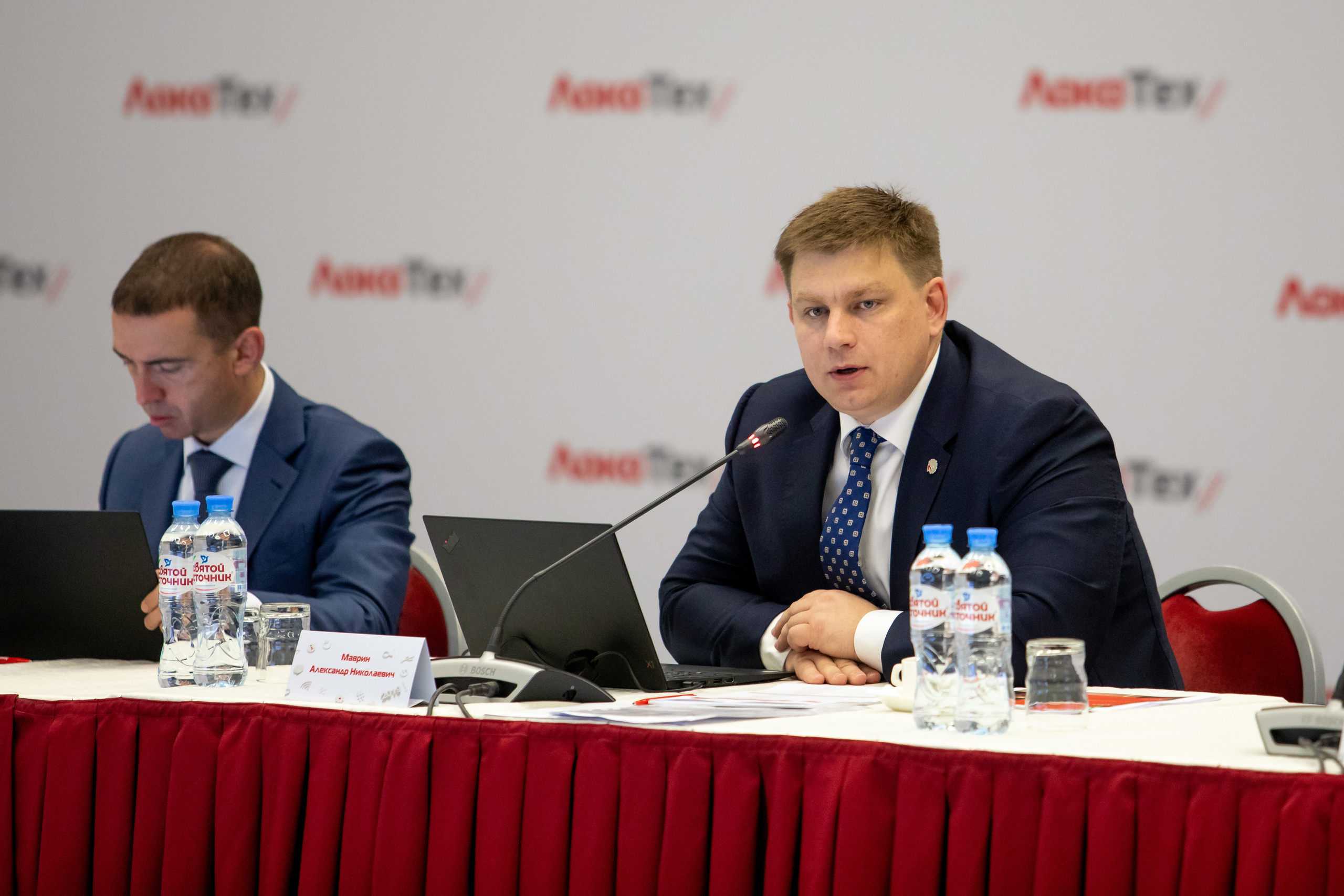 Конференции. Профессиональный фотограф в Санкт-Петербурге Алена Яшина