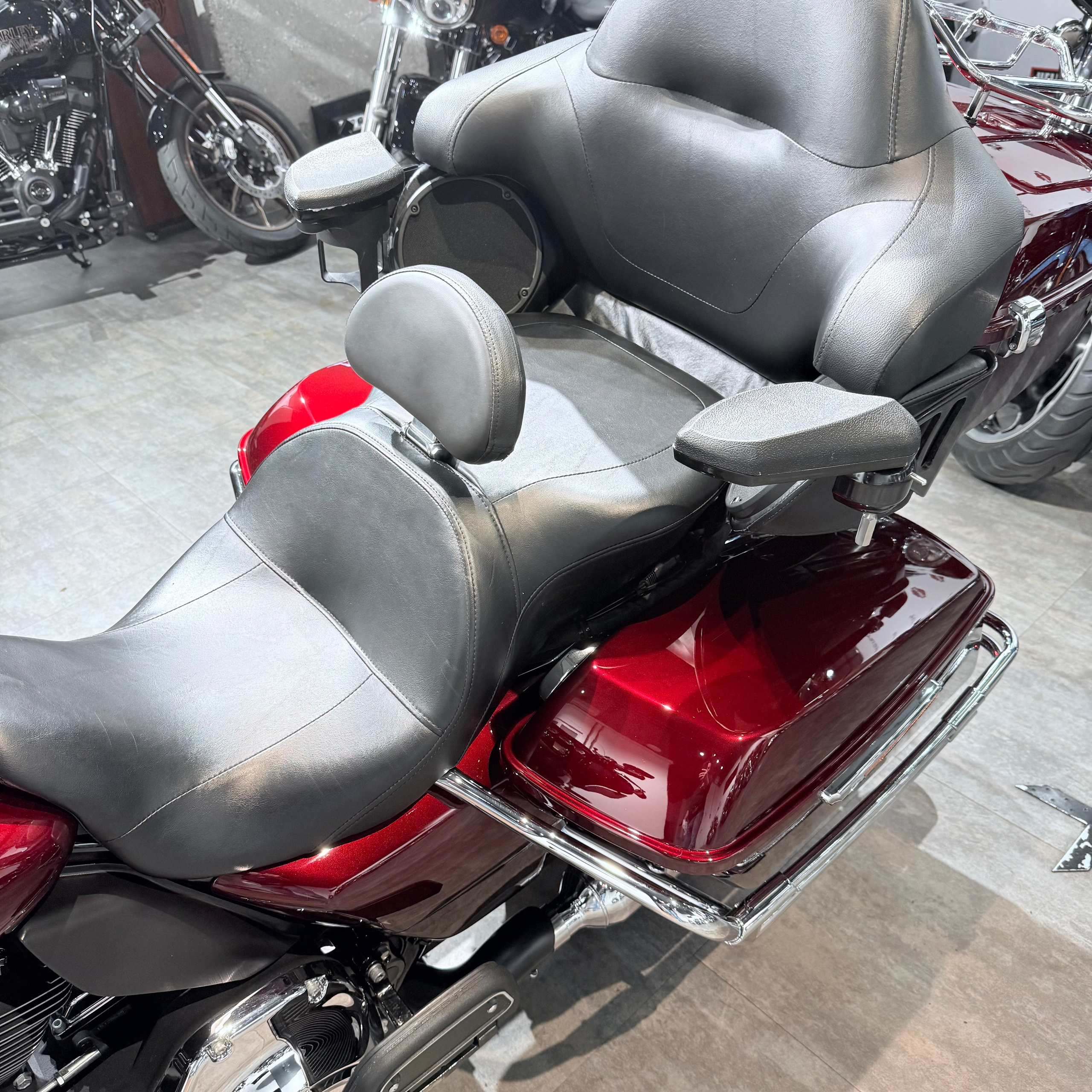 2015 Electra Glidе Ultrа Limitеd 103 ABS Dark Сhеrry Реаrl. Hello Davidson, Москва. Только хорошие мотоциклы…