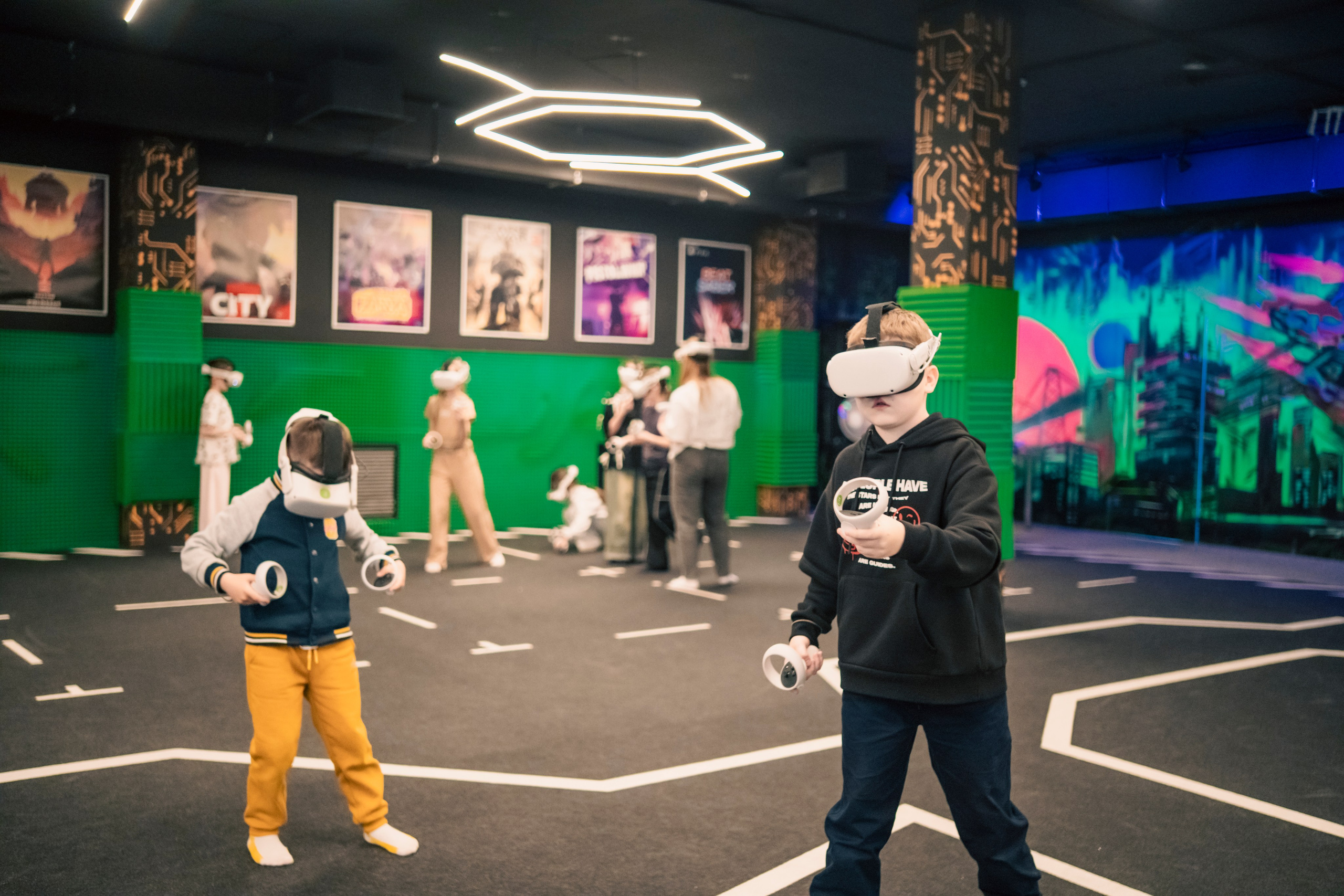 VR April-May. Felixtones