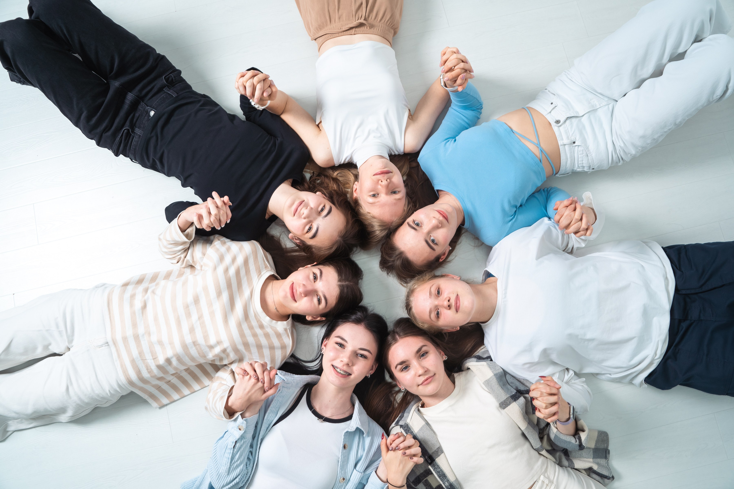 Стиль Флаг. Выпускные альбомы Нижнекамск Набережные Челны Фотостудия Небо