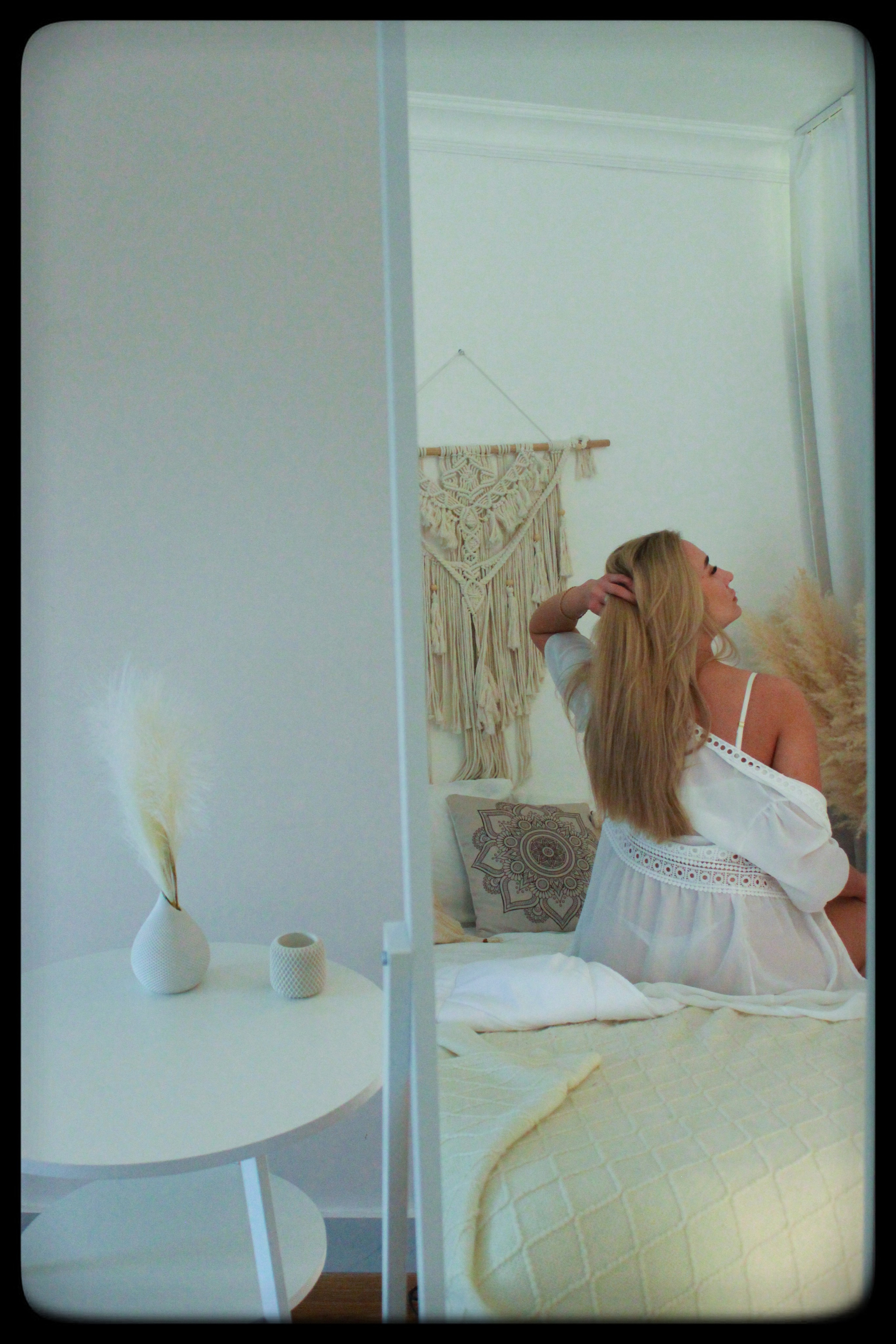 Фотосессия в студии,фото отражения в зеркале.Деловая фотосессия. Мария Чашина. Семейный и детский фотограф г. Москва