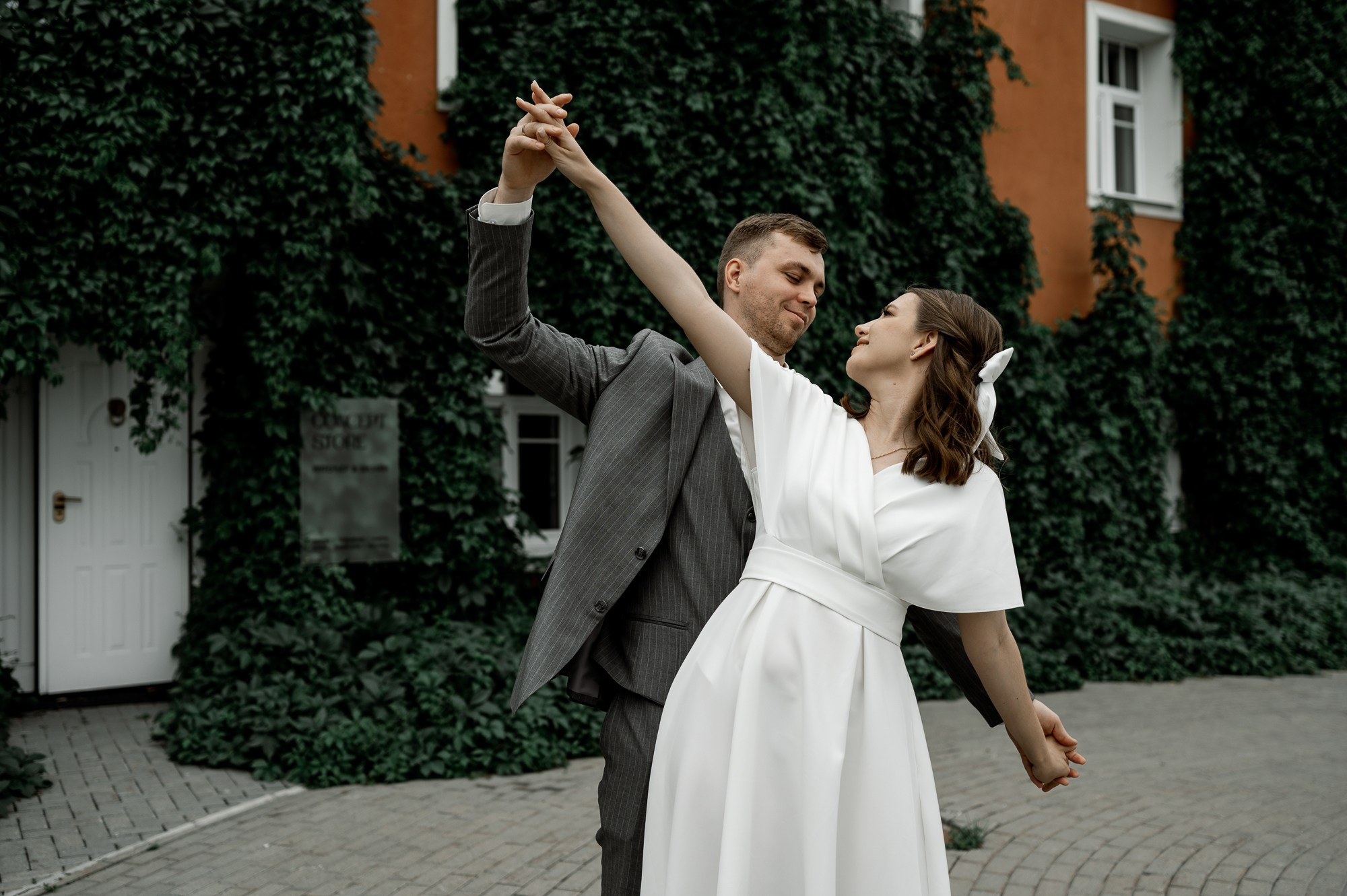 Сергей и Виолетта. Свадебный фотограф в Тюмени Анастасия Конева