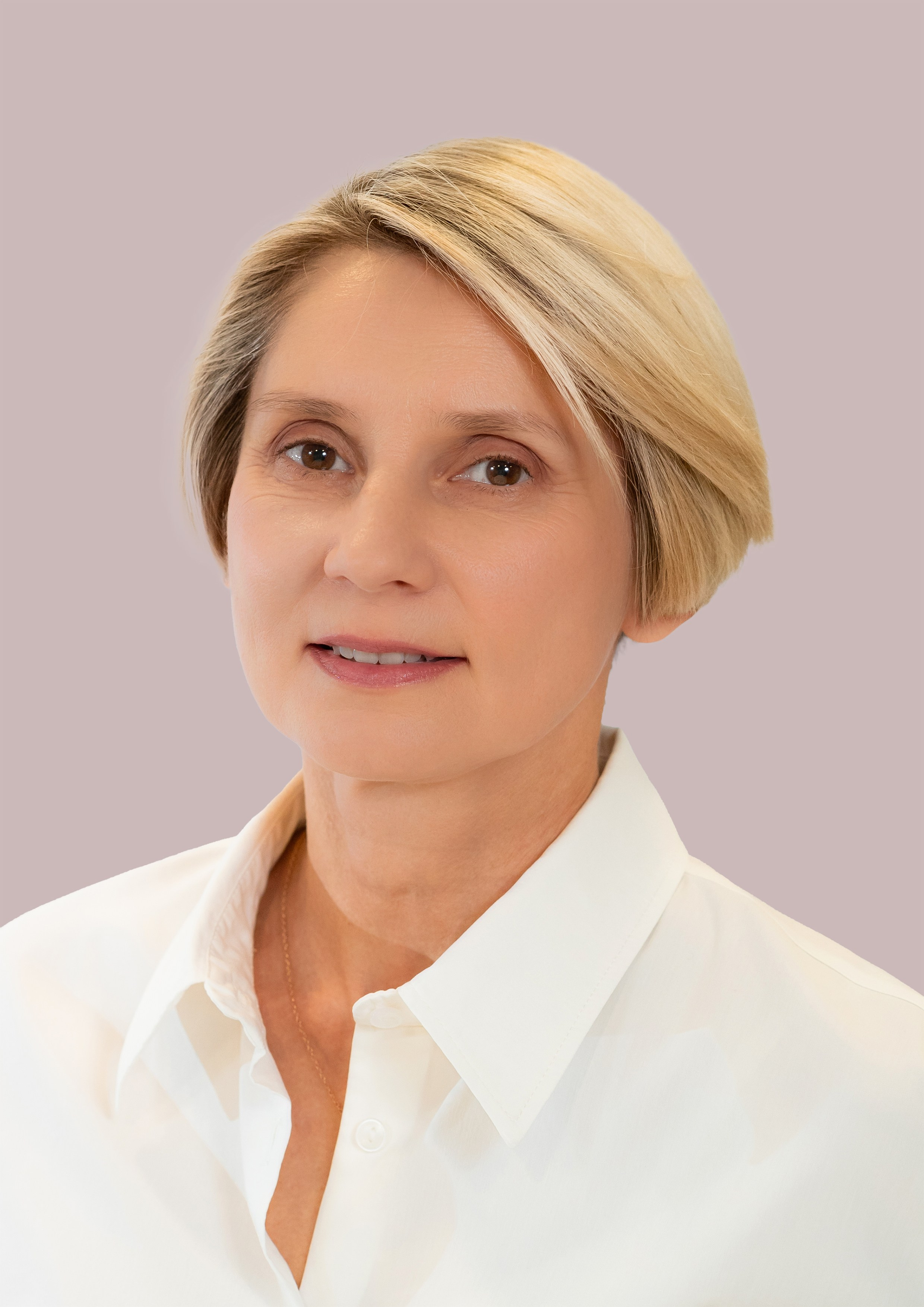 Корпоративные портреты сотрудников. Свадебный и семейный фотограф в Омске Белозерова Александра