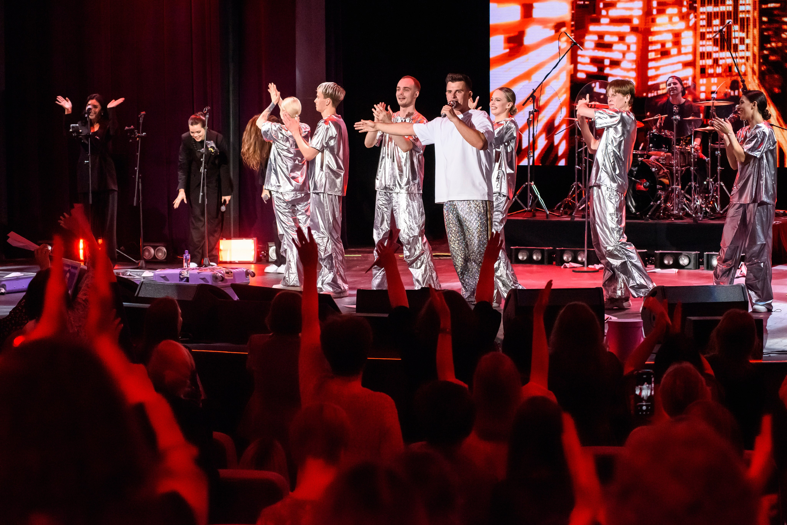 Кирилл Туриченко — Вегас Сити Холл. Бренд-фотограф для экспертов и блогеров в Москве Влада Горбовская