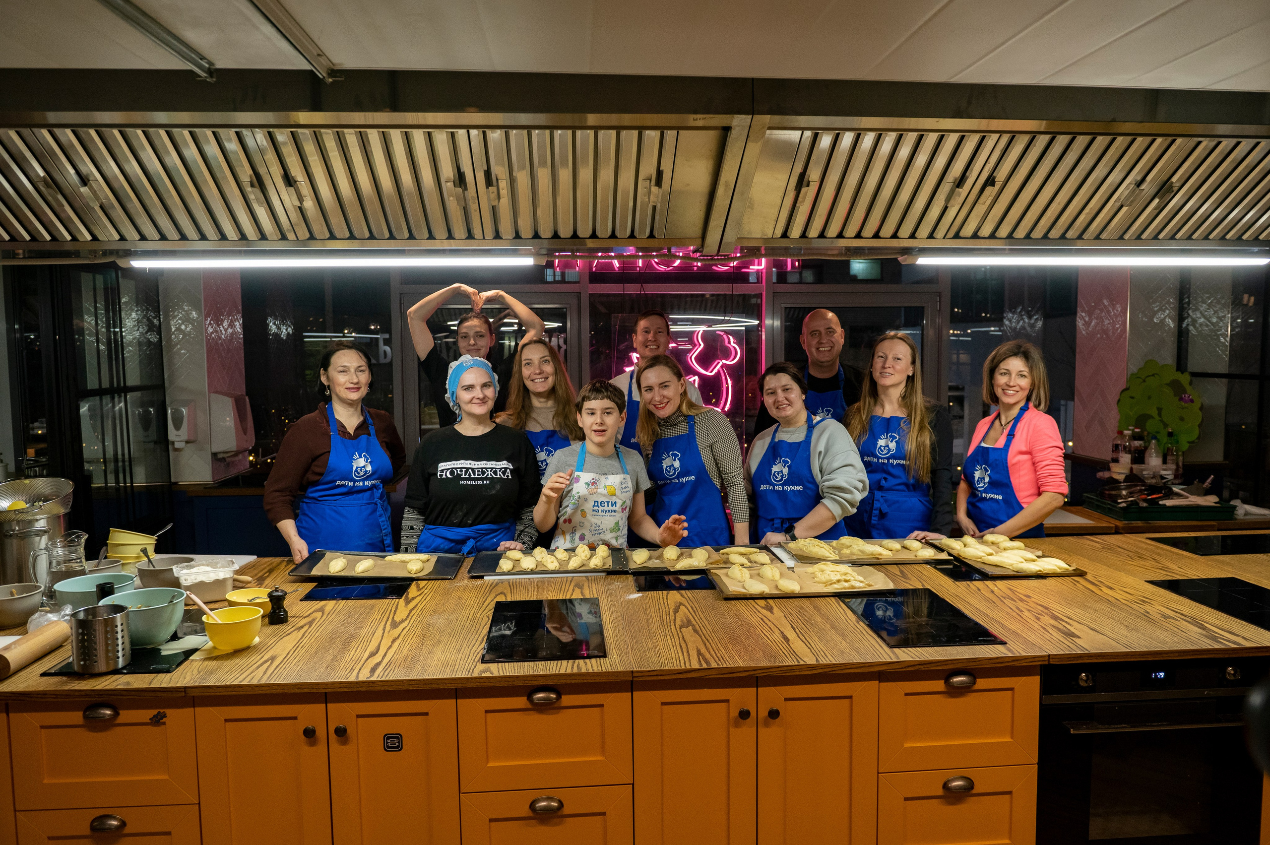 «Добро на кухне» — благотворительная акция. Serg PG Photography — репортажная фотосъемка в Петербурге