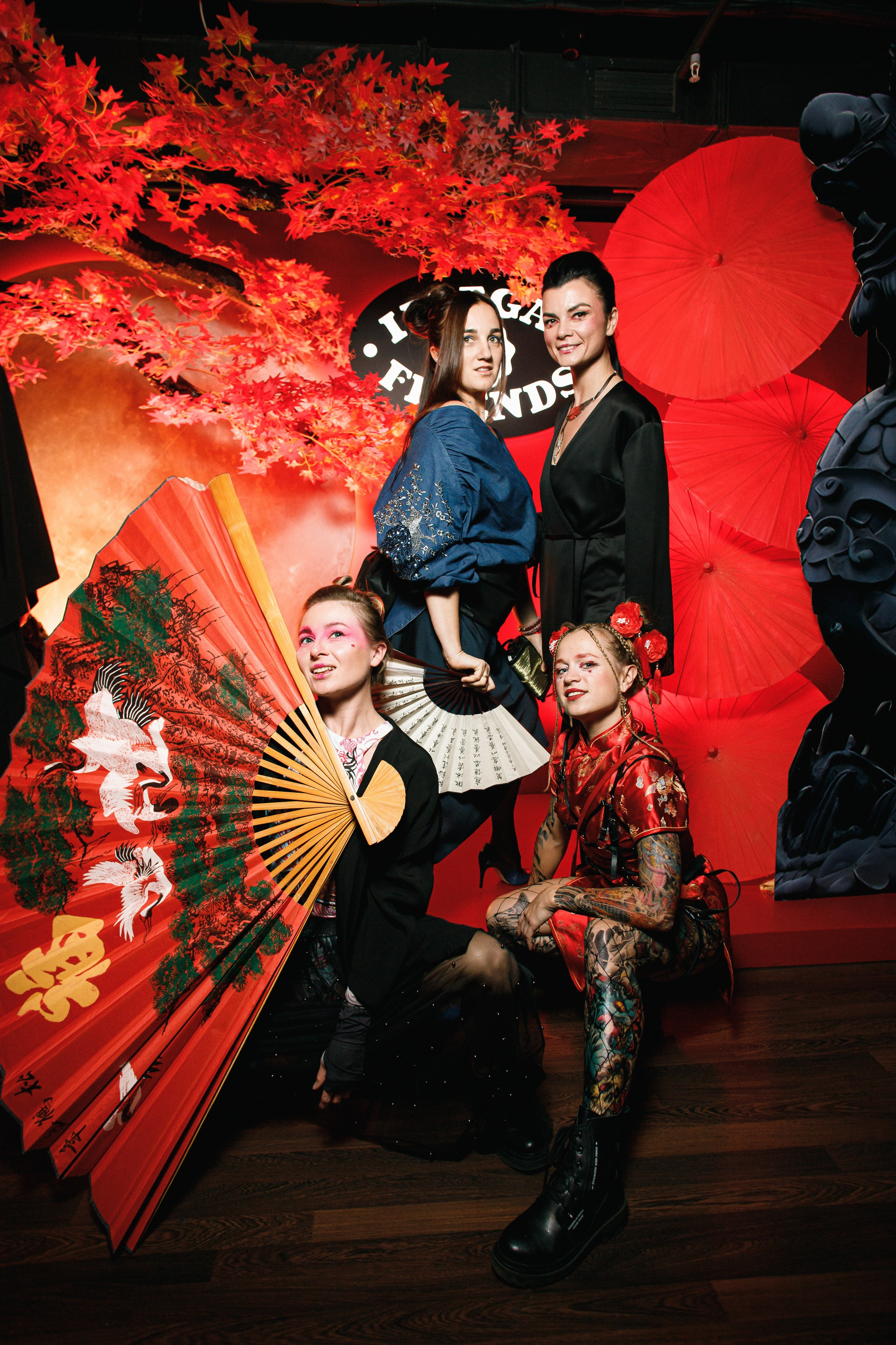 ILLEGAL FRIENDS | ASIA. СВОИ. ФОТООТЧЕТЫ-СОБЫТИЯ-МЕСТА