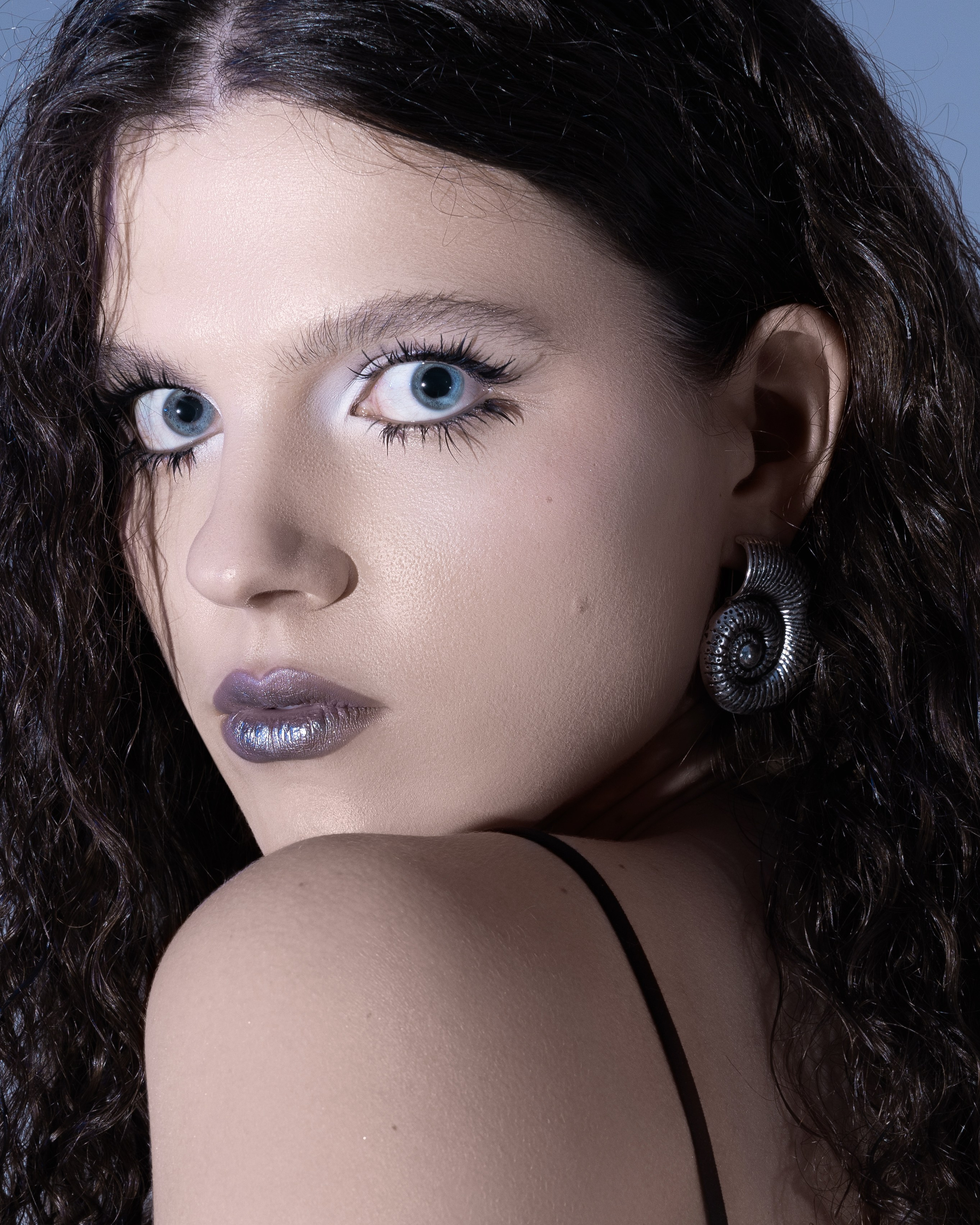 Siren. Photographer. Producer. Retoucher