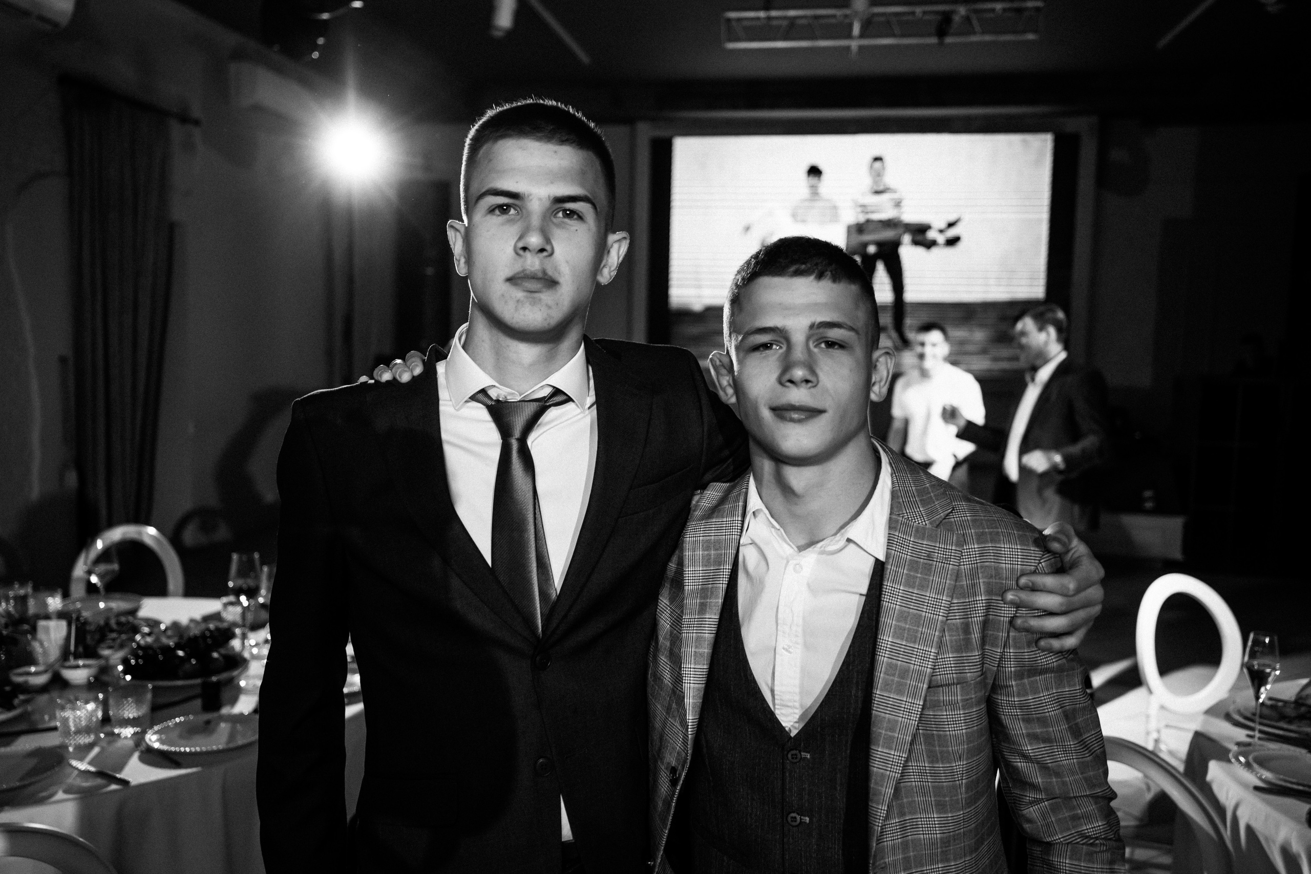 2023-06-23 Выпускной МБОУ СОШ № 10. Фотограф в Красноярске