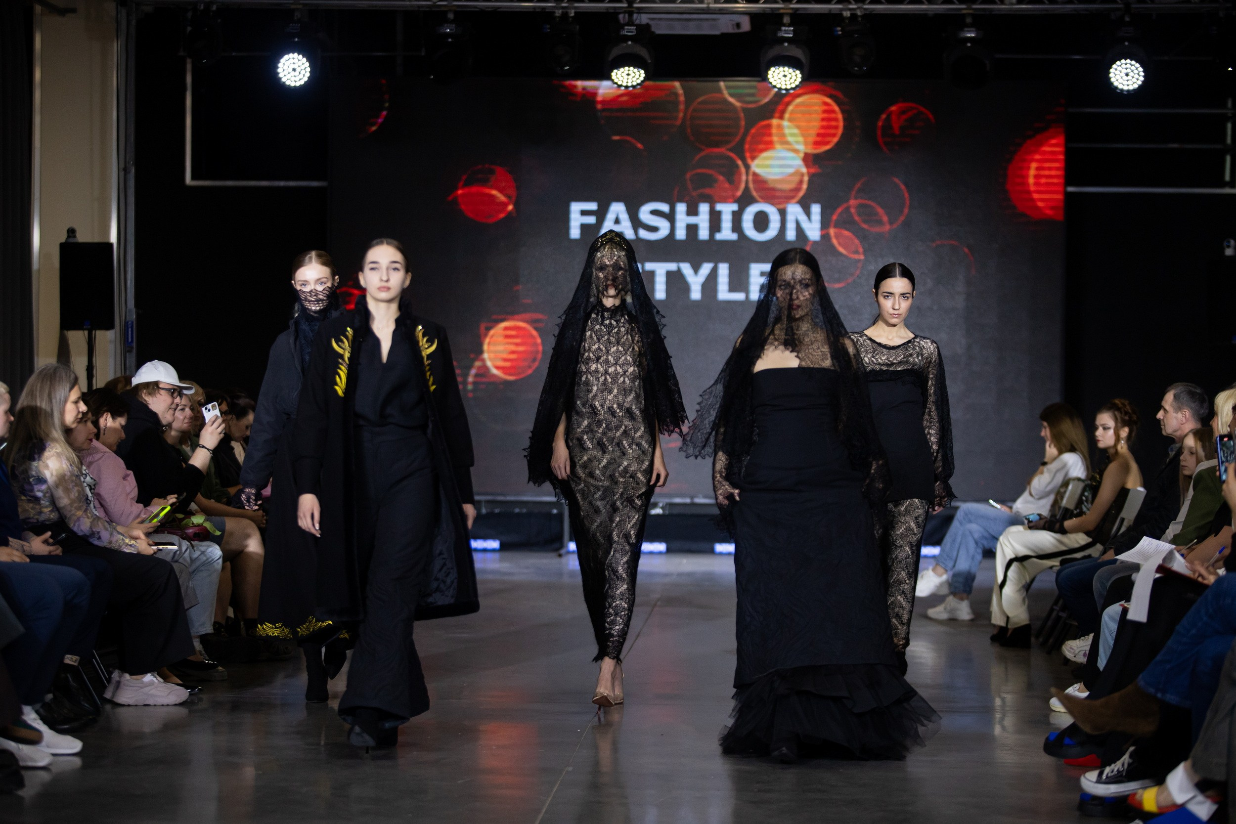 Фестиваль моды и красоты Fashion Style (17 мая 2025). Репортажный фотограф Алексей Пирязев