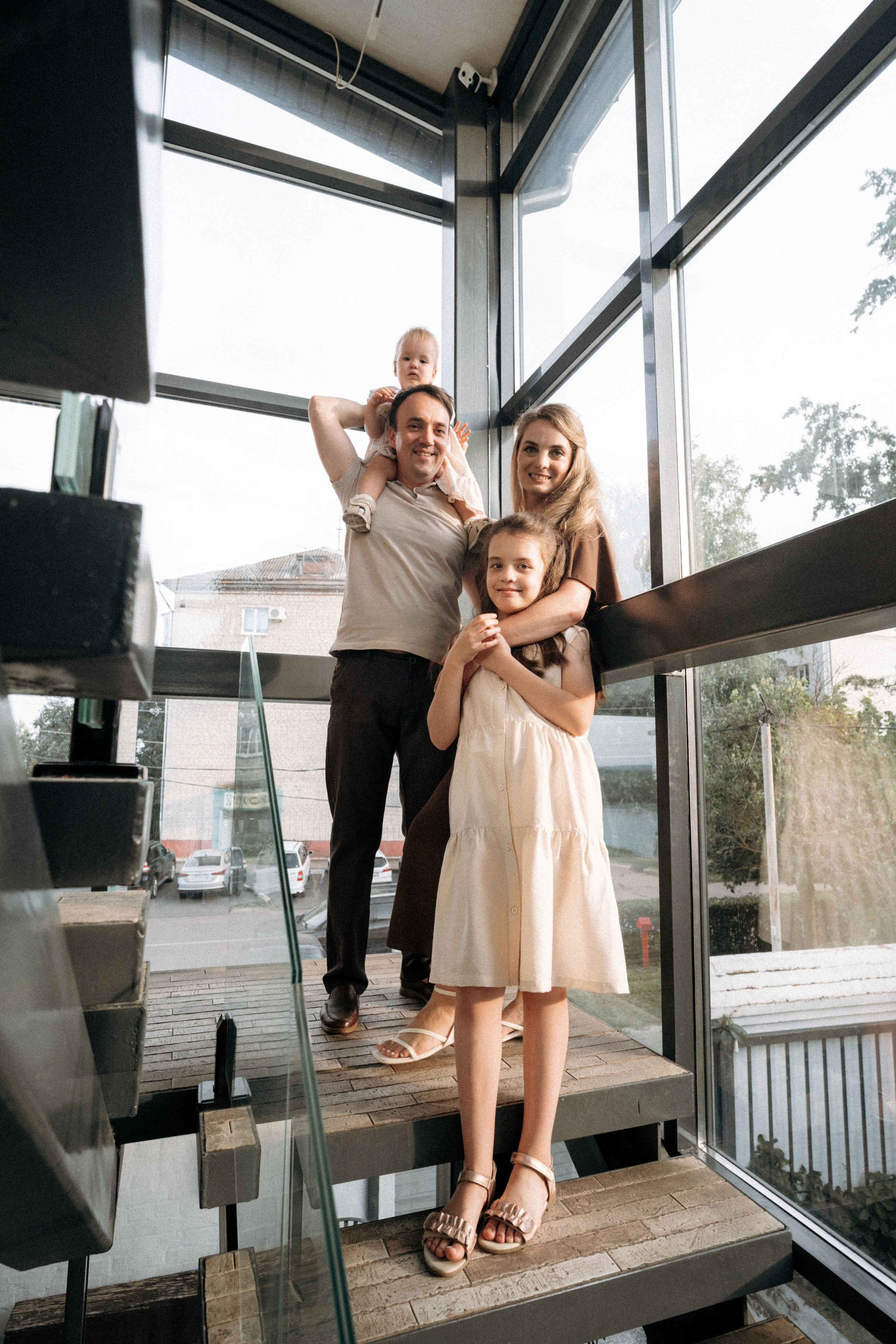 Семейная фотосессия на берегу реки для Миши, Тани, Сони и Таи. Свадебный фотограф в Тамбове Павел Четвертков