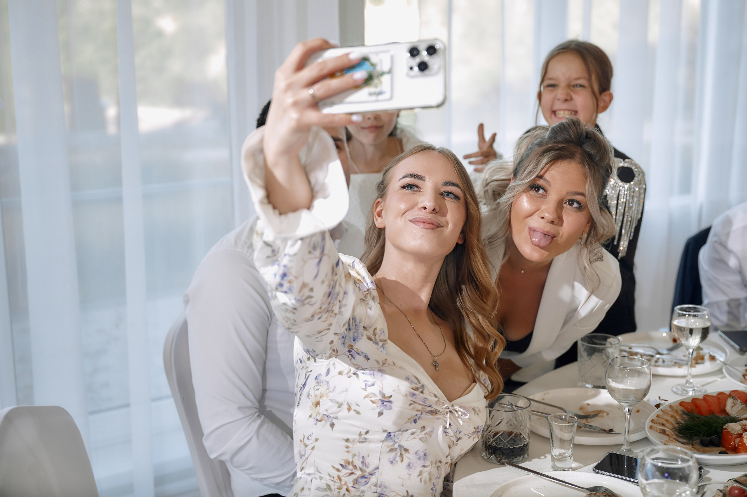 Фотограф тула. Свадебный фотограф в Туле Никита Беляев