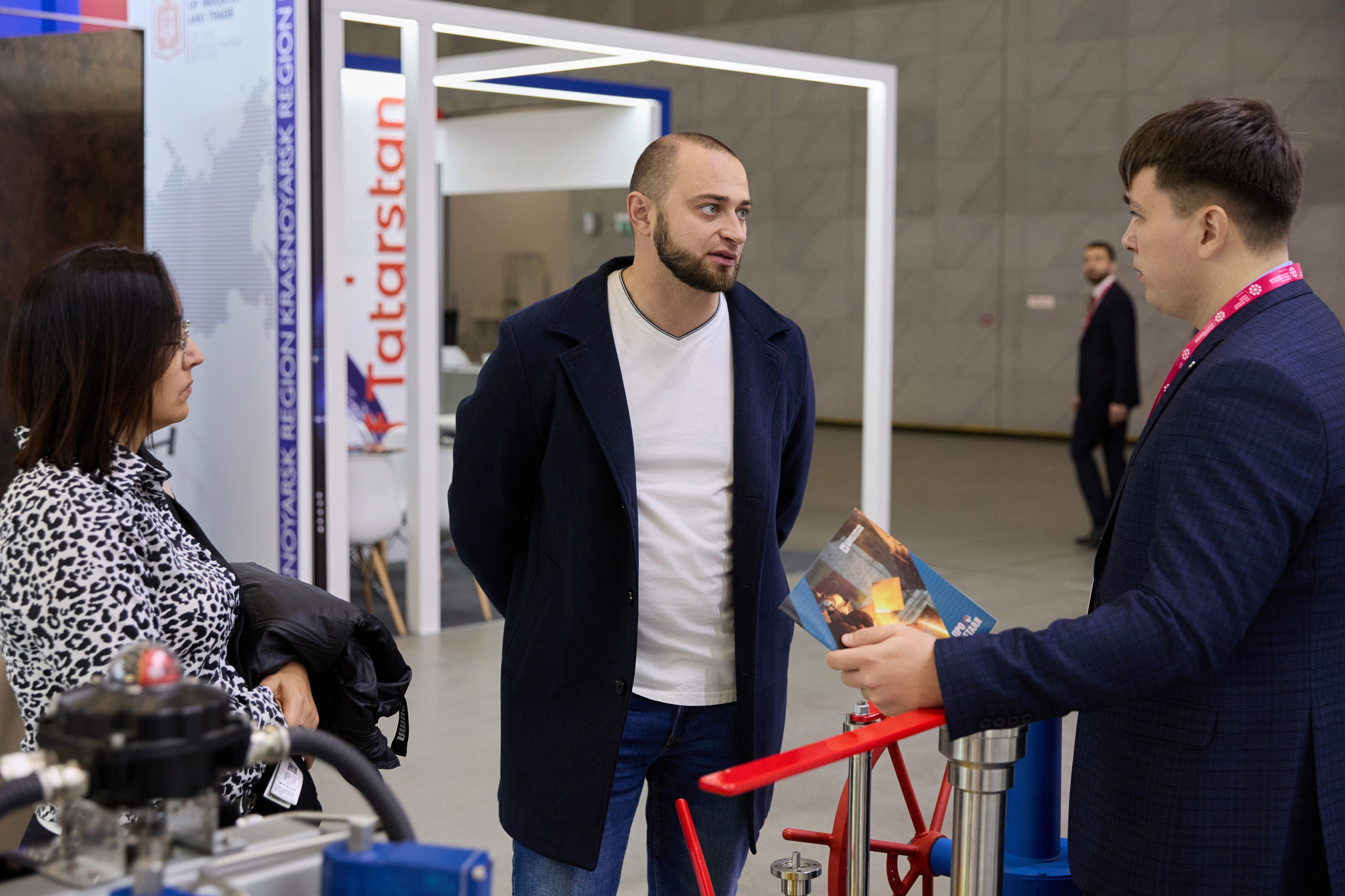 Выставка. Свадебная, репортажная фотосъемка и видеосъемка в Минске. Илья и Юлия Ширмановы. Фотограф | Видеограф | Минск