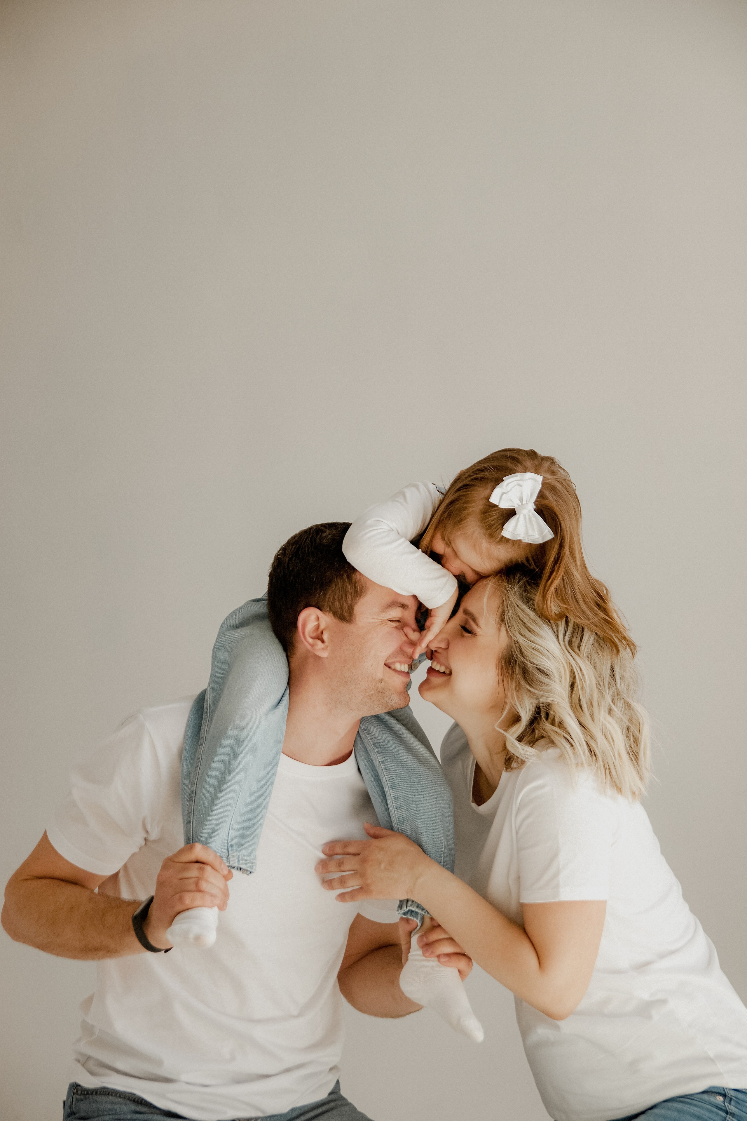 Женя Даша Софи. Фотограф Валерия Крахмалева