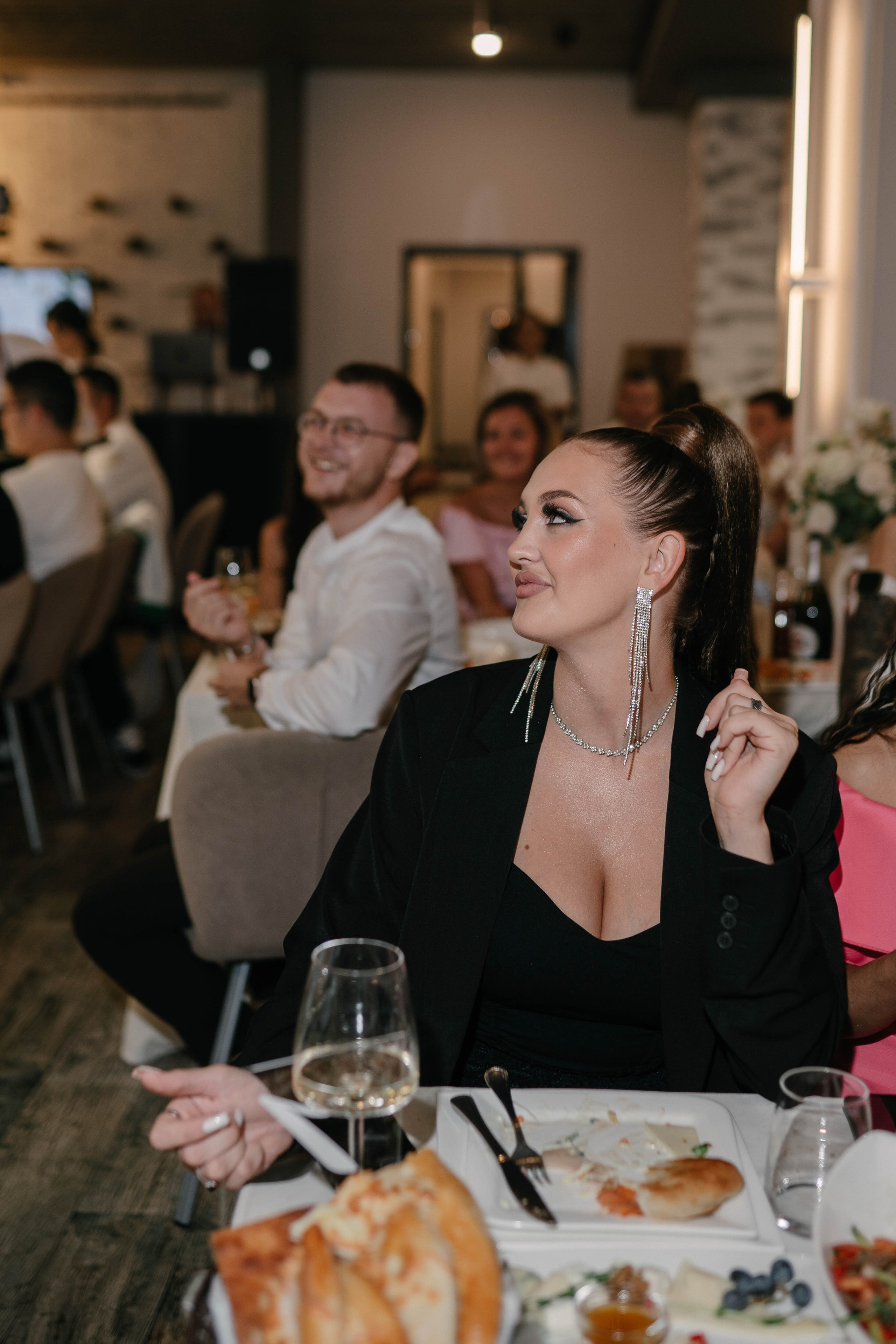 Нанфу и Александра. Первая встреча, лавстори, церемония и банкет. Фотограф Чита. Индивидуальные портреты, LoveStory, свадьбы