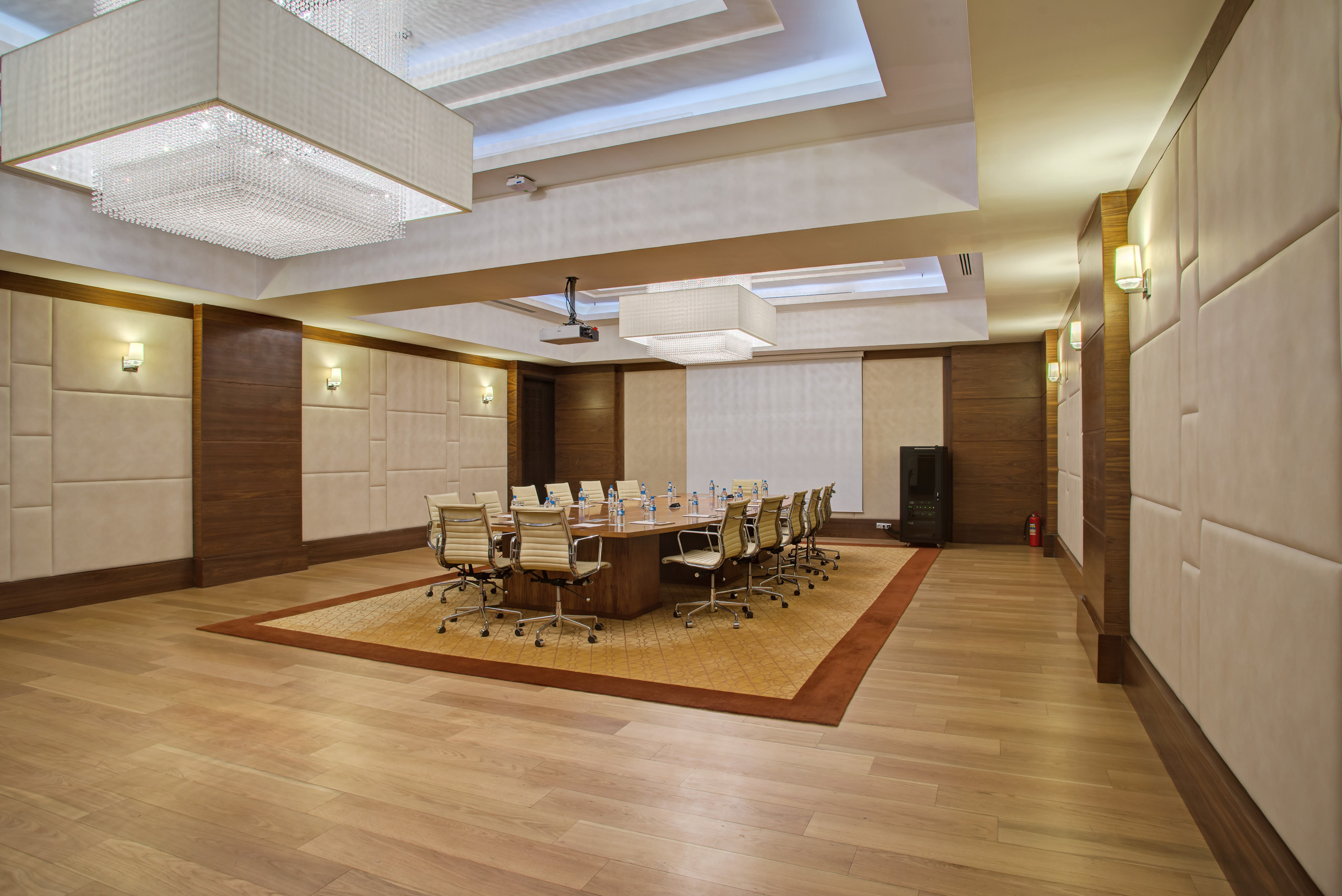 Интерьерная съемка конференц-холлов RIXOS BOROVOE. Фотограф-дизайнер Лейла Кабди