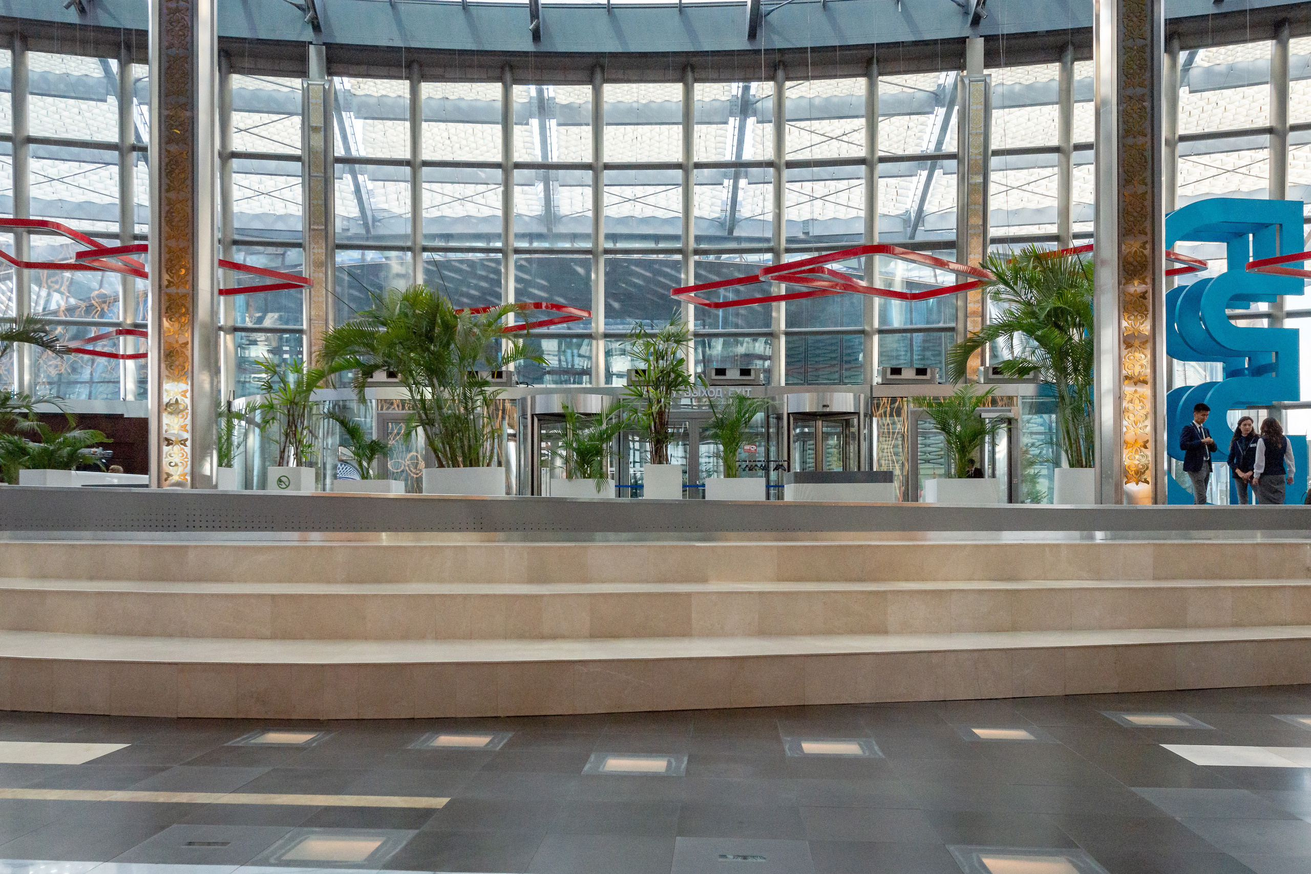 Репортажная съемка посещения Парламентариями стран мира МУЗЕЯ НУР АЛЕМ. Фотограф-дизайнер Лейла Кабди