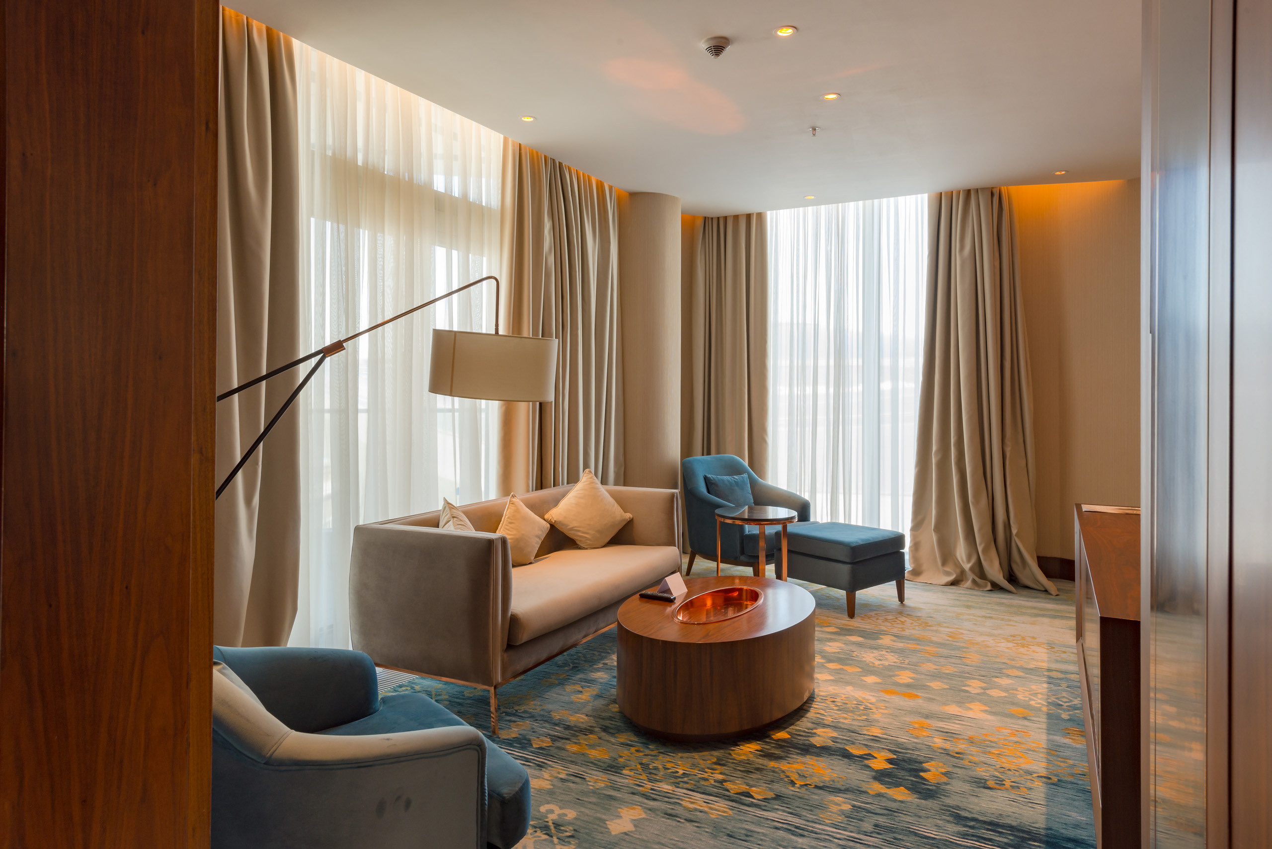 Интерьерная съемка номеров HILTON ASTANA. Фотограф-дизайнер Лейла Кабди