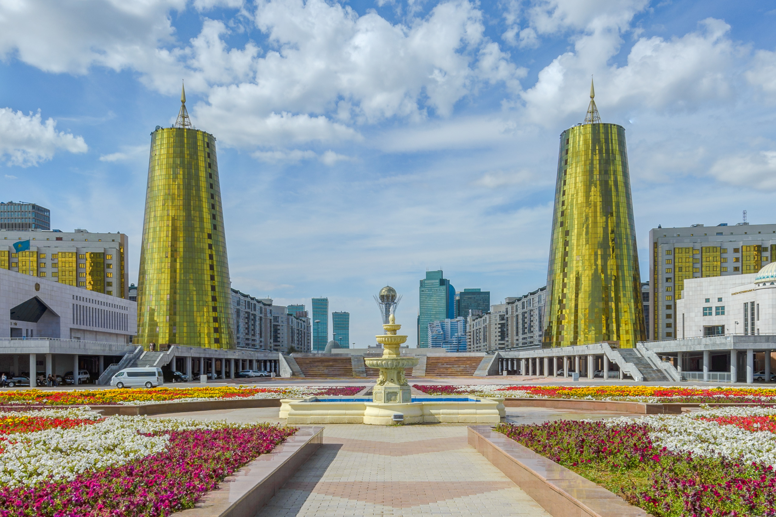 ДОСТОПРИМЕЧАТЕЛЬНОСТИ СТОЛИЦЫ. Фотограф-дизайнер Лейла Кабди