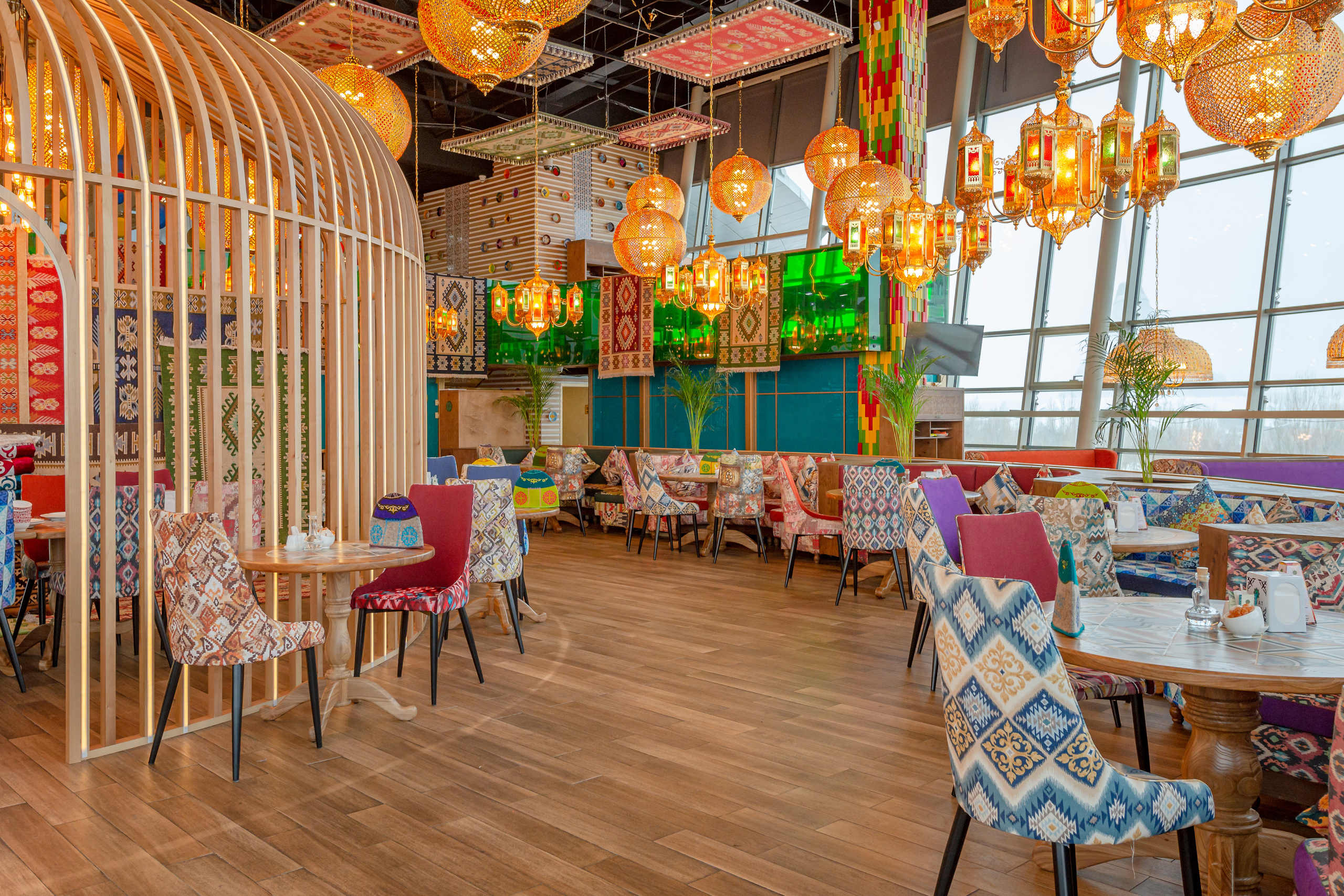 Интерьерная съемка ресторана NAVAT в ТРЦ «Asia Park». Фотограф-дизайнер Лейла Кабди