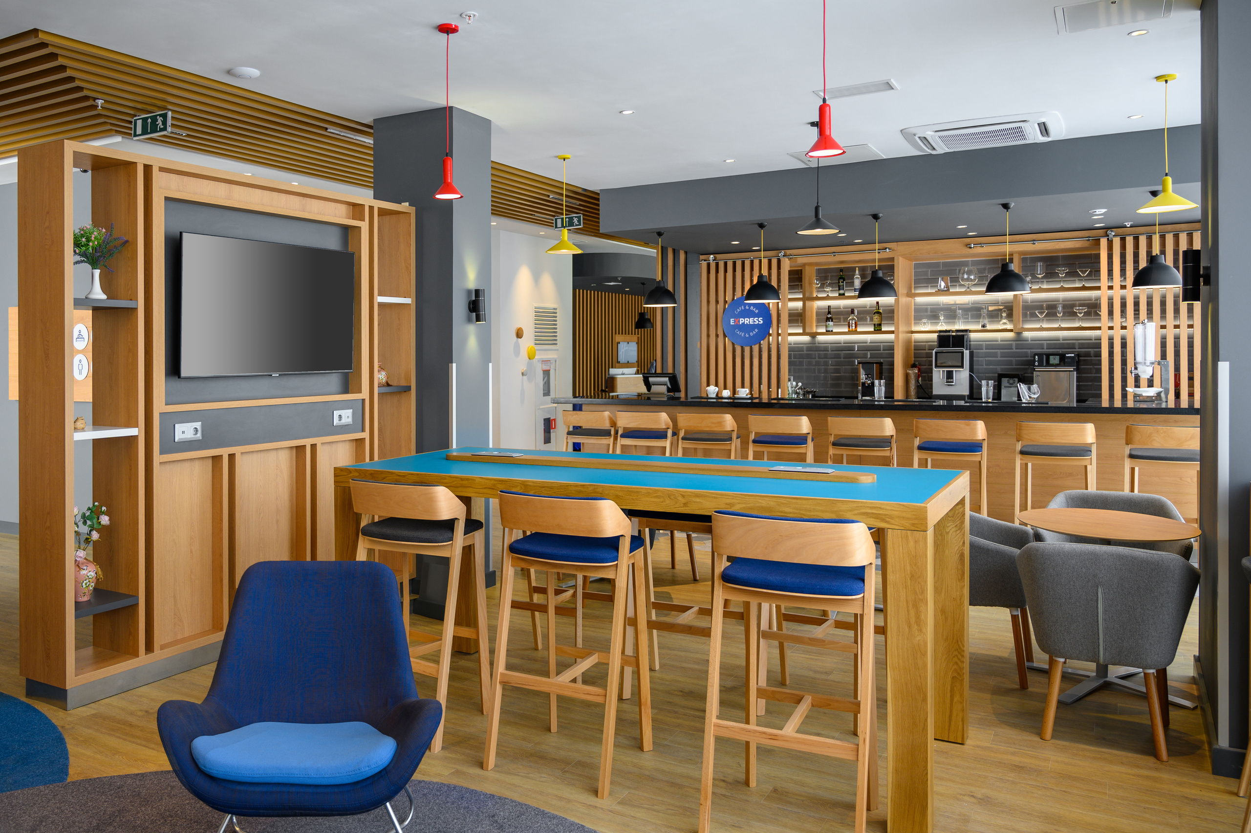 Интерьерная съемка для отеля HOLIDAY INN EXPRESS. Фотограф-дизайнер Лейла Кабди