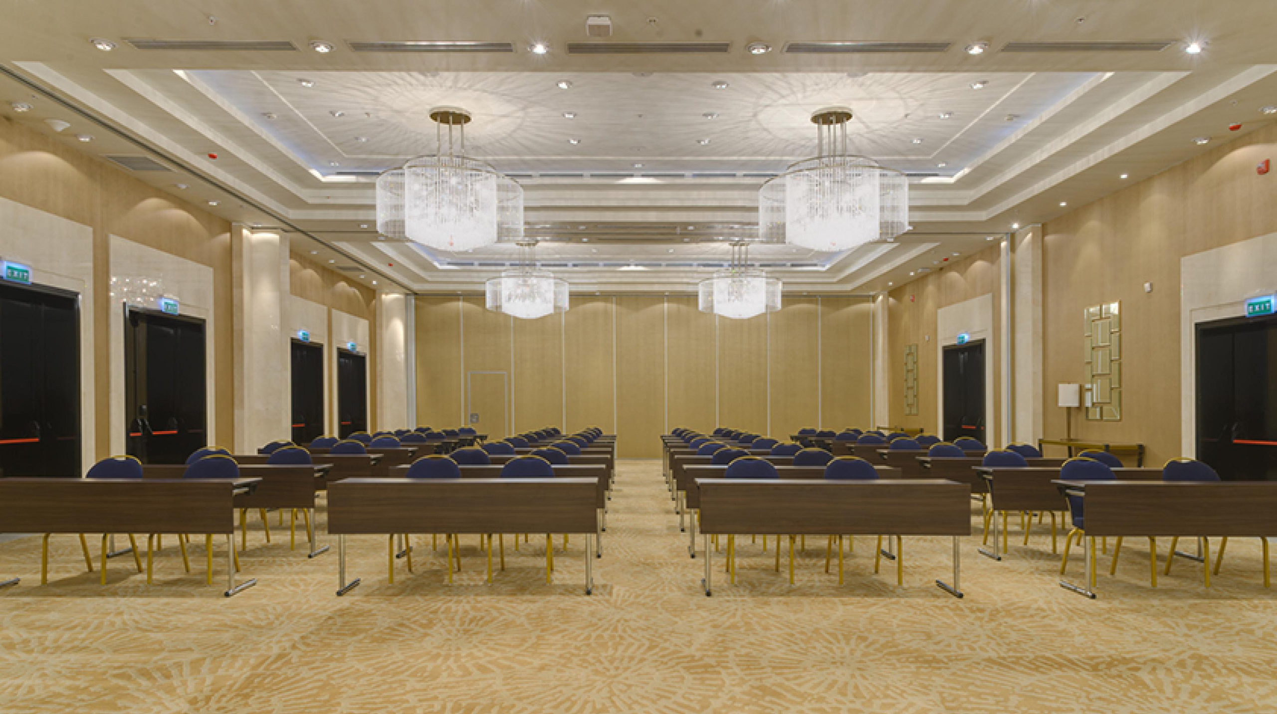 Интерьерная съемка конференц-холлов MARRIOTT ASTANA. Фотограф-дизайнер Лейла Кабди