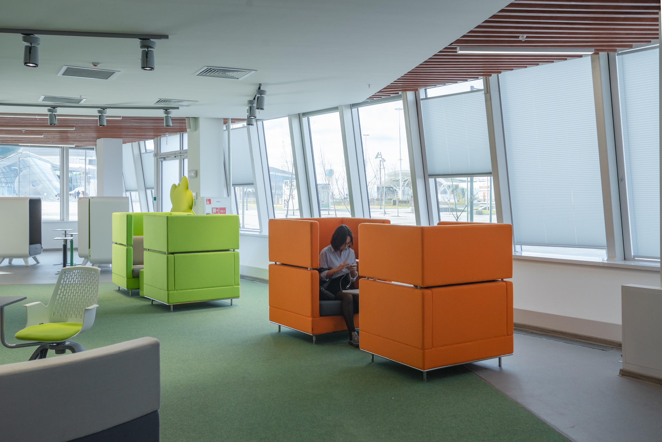 Презентационная съемка IT UNIVERCITY. Фотограф-дизайнер Лейла Кабди