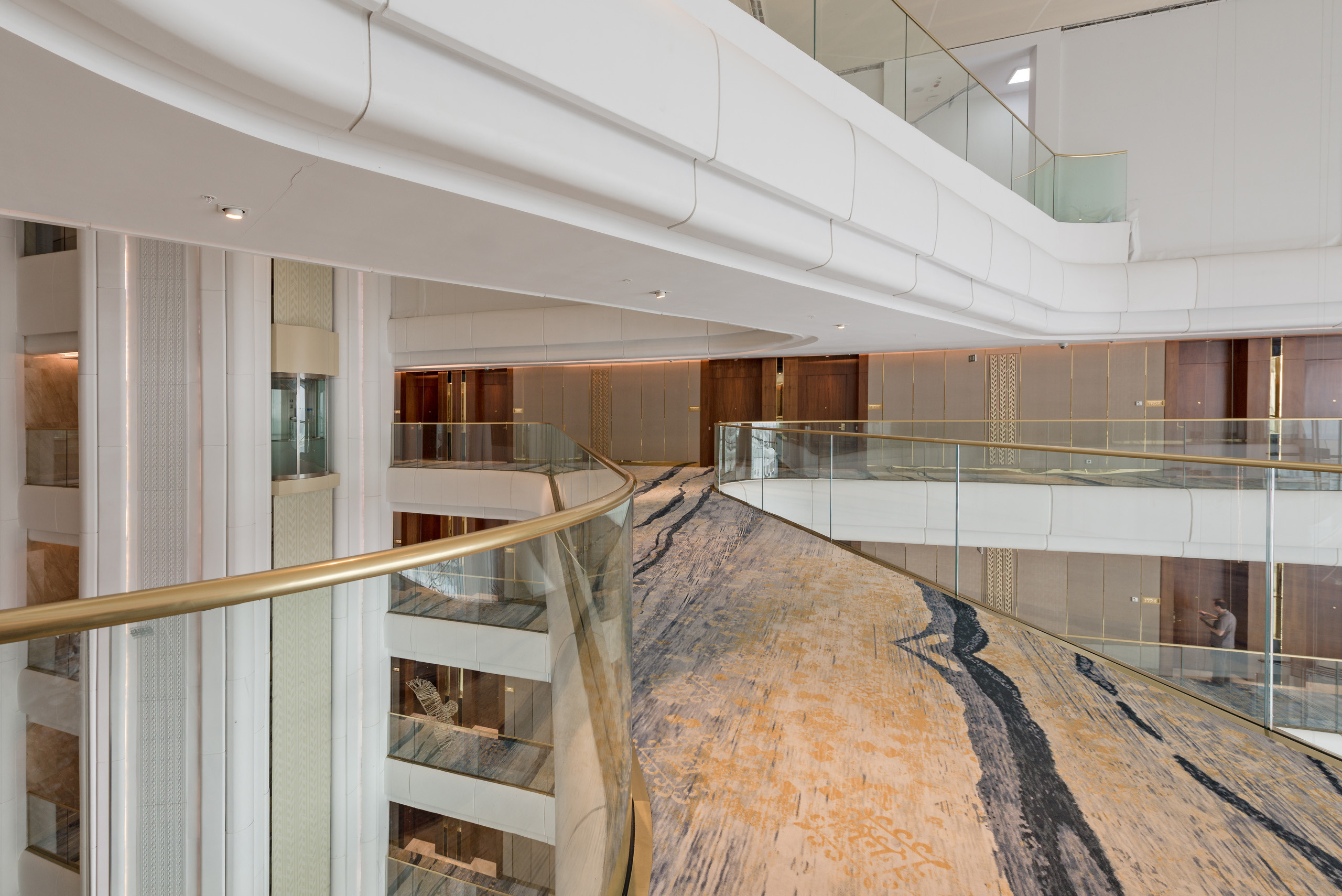 Портфолийная съемка холлов HILTON ASTANA. Фотограф-дизайнер Лейла Кабди