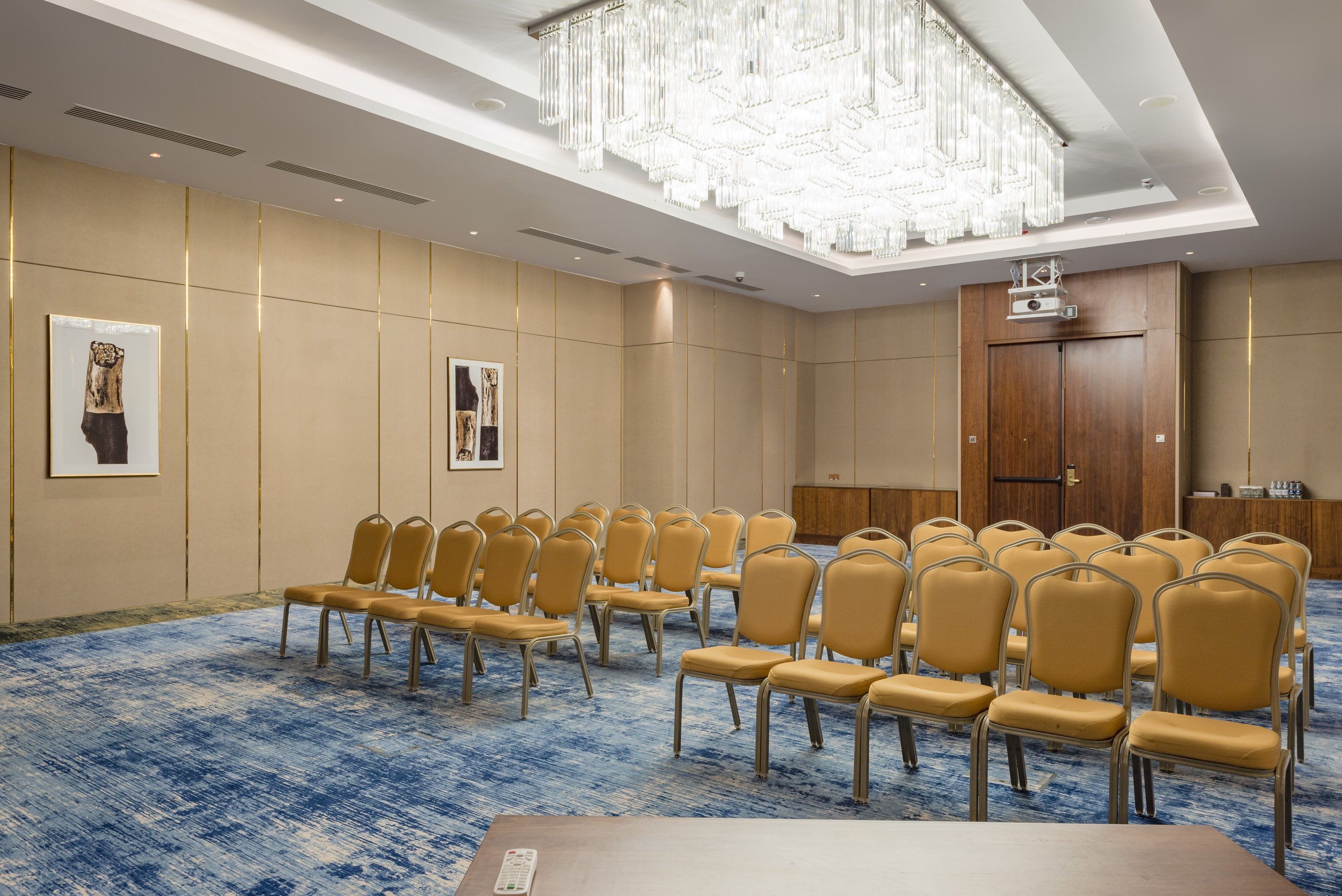 Интерьерная съемка конференц-холлов HILTON ASTANA. Фотограф-дизайнер Лейла Кабди