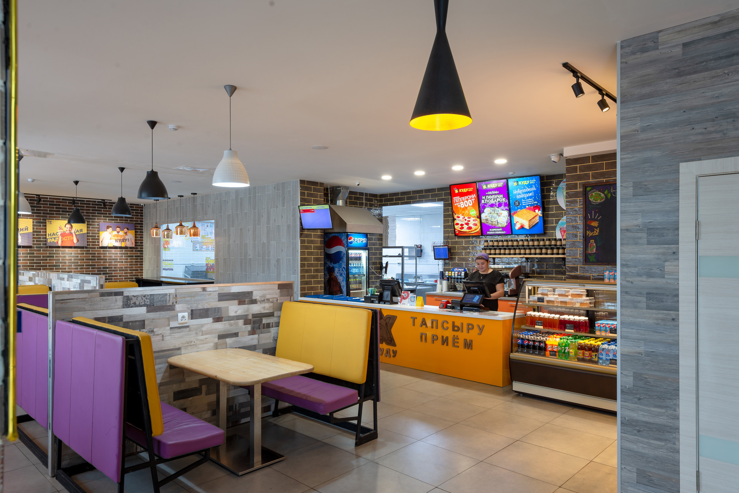 Интерьерная съемка для пиццерии KUDU. Фотограф-дизайнер Лейла Кабди