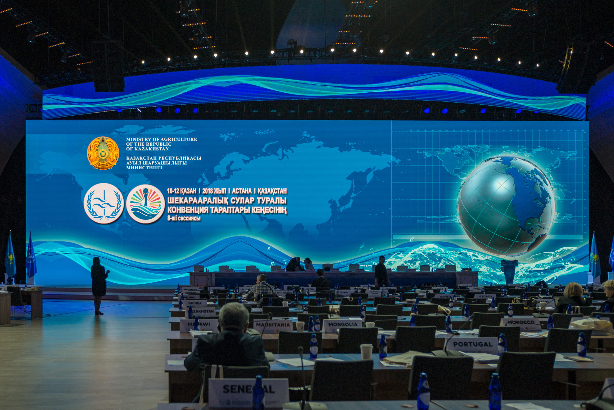 Репортажная съемка сессии ООН в Астане по проблемам воды. Фотограф-дизайнер Лейла Кабди