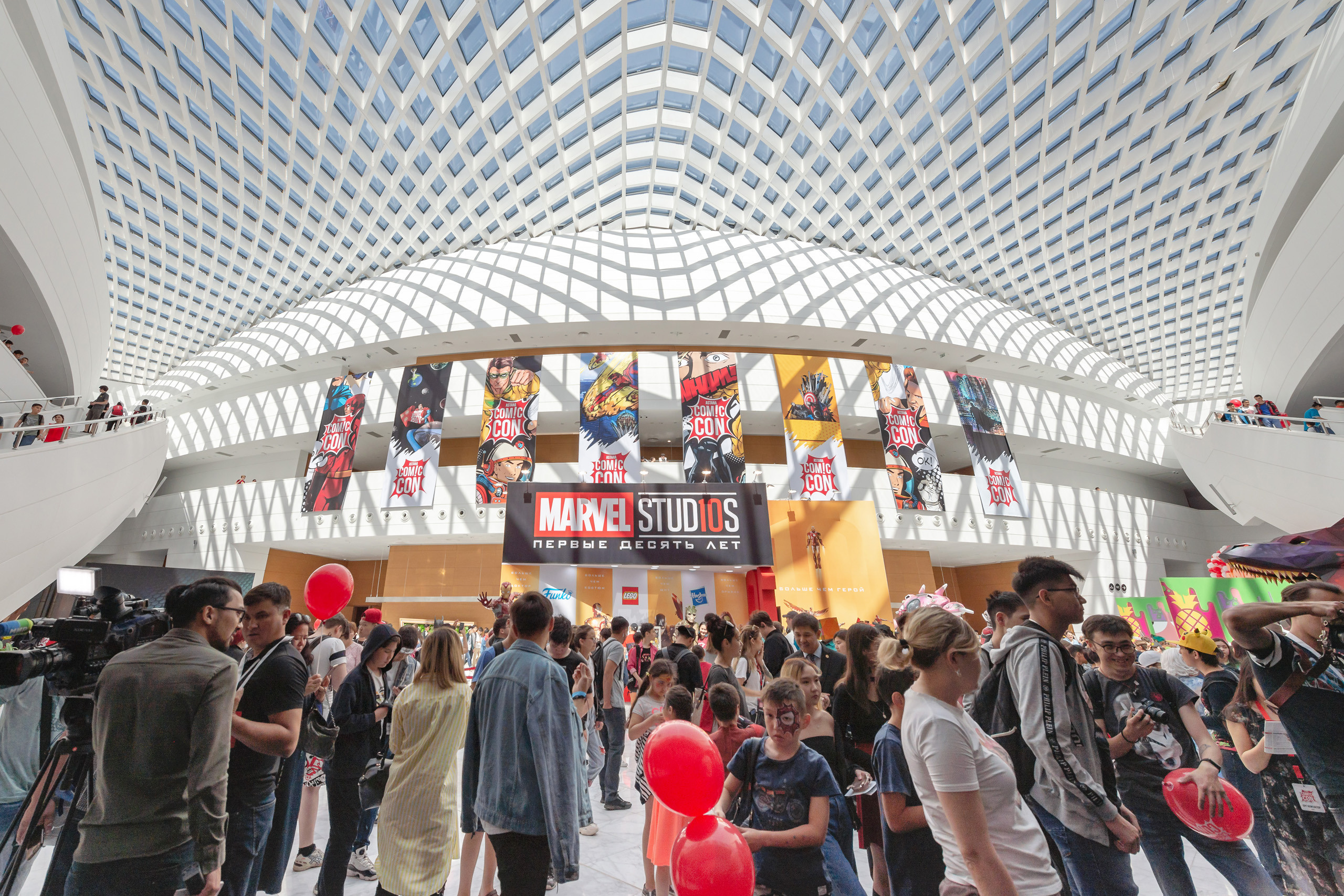 Репортажная съемка фестиваля COMIC CON. Фотограф-дизайнер Лейла Кабди