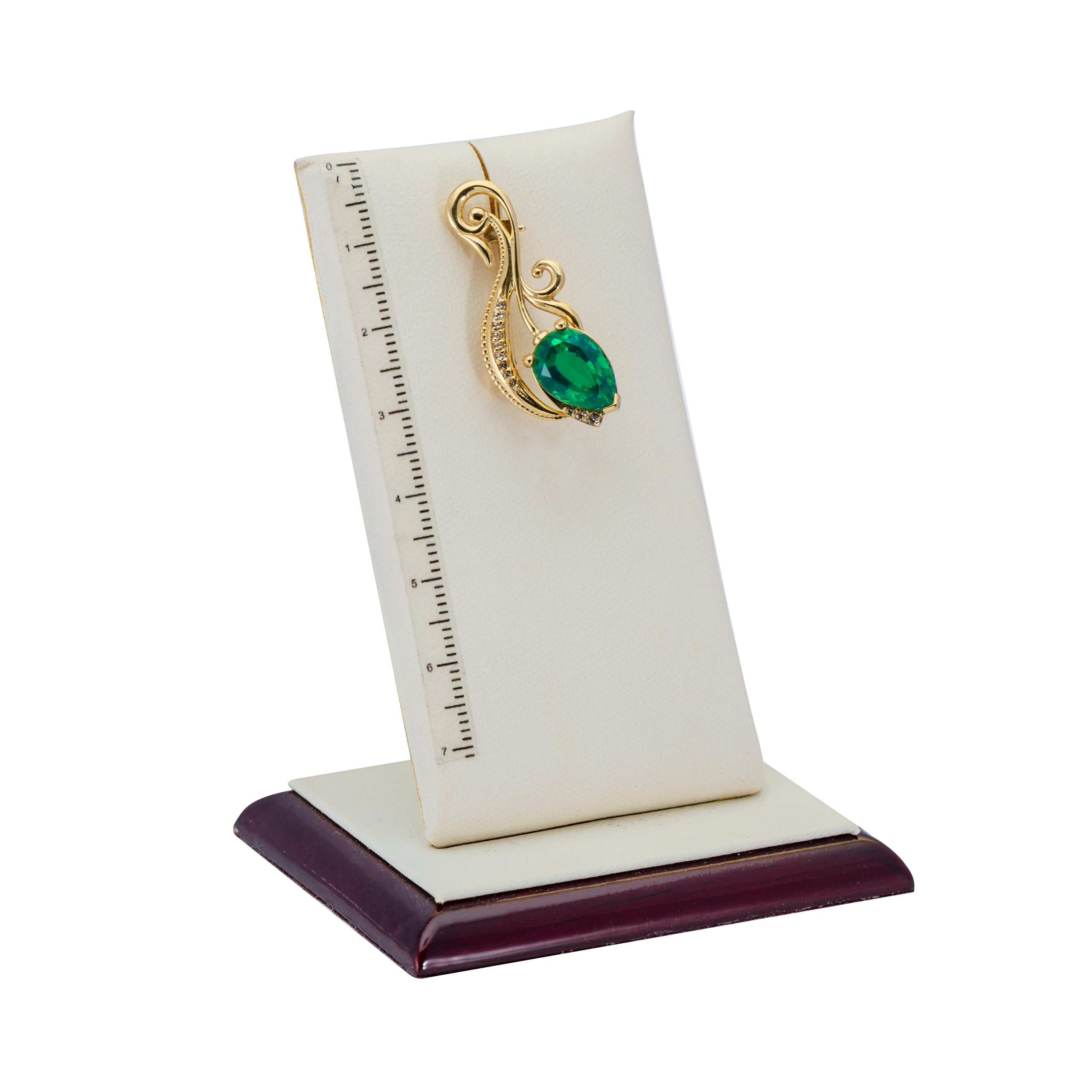 Однокадровая съемка украшений. Фотограф-дизайнер Лейла Кабди