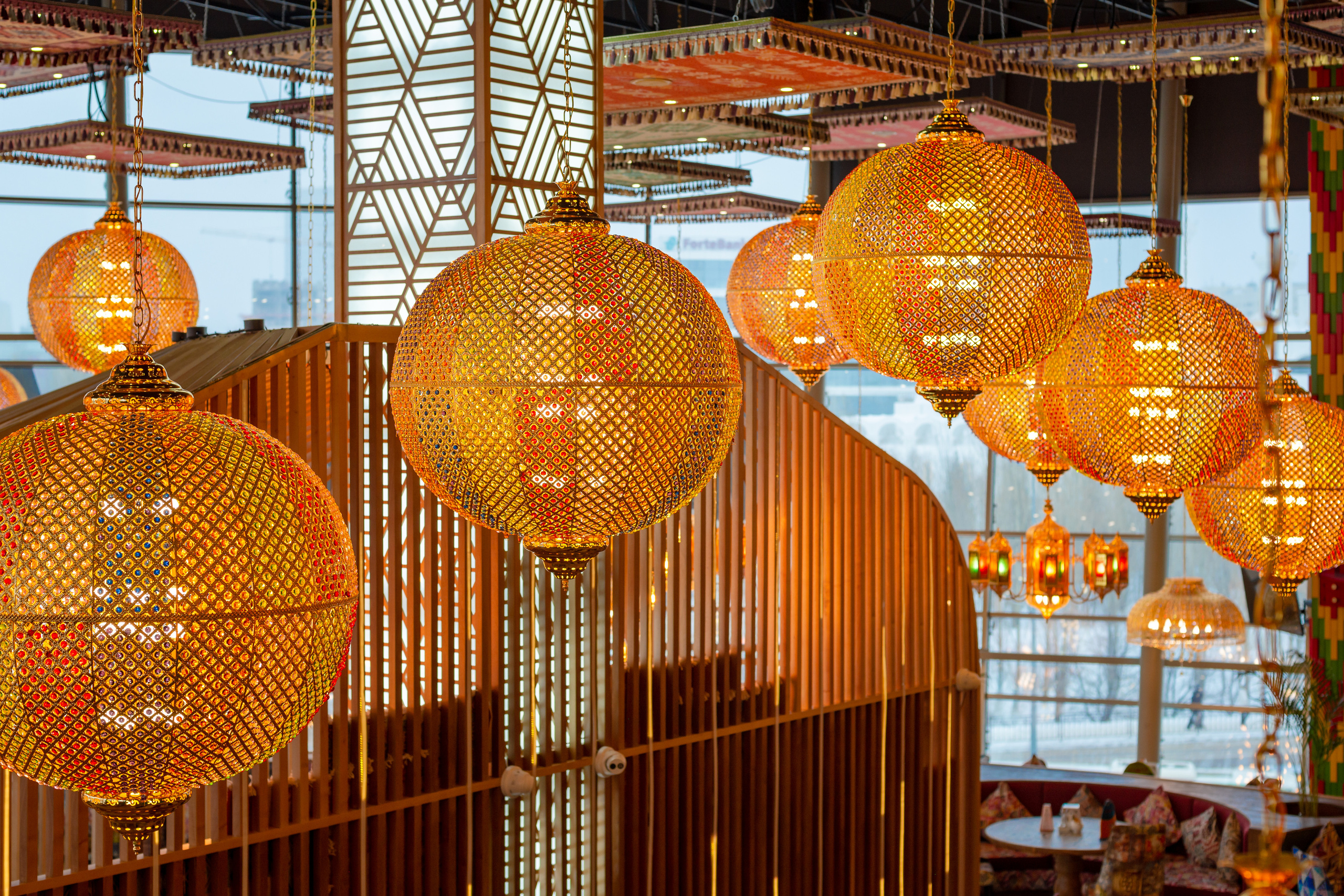 Интерьерная съемка ресторана NAVAT в ТРЦ «Asia Park». Фотограф-дизайнер Лейла Кабди