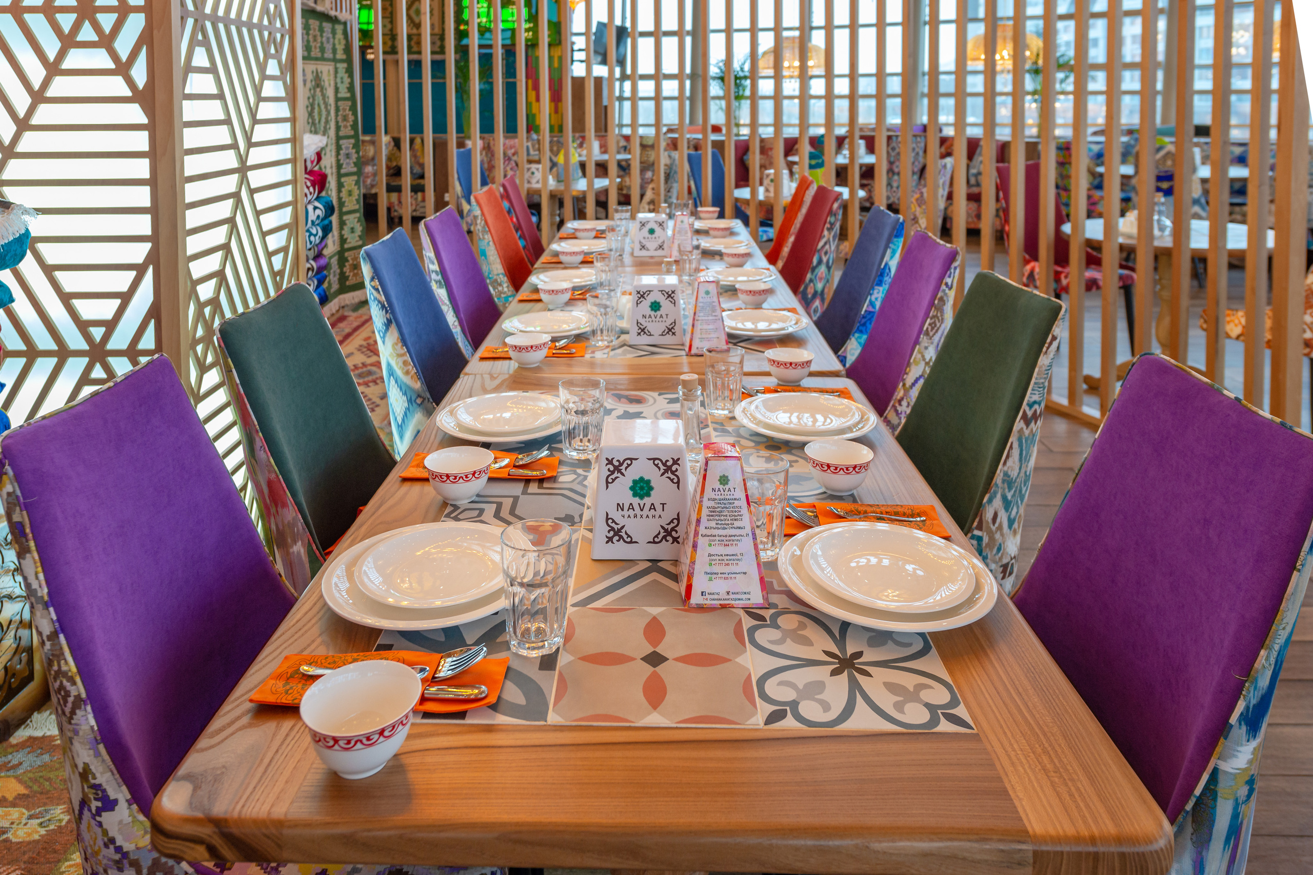 Интерьерная съемка ресторана NAVAT в ТРЦ «Asia Park». Фотограф-дизайнер Лейла Кабди