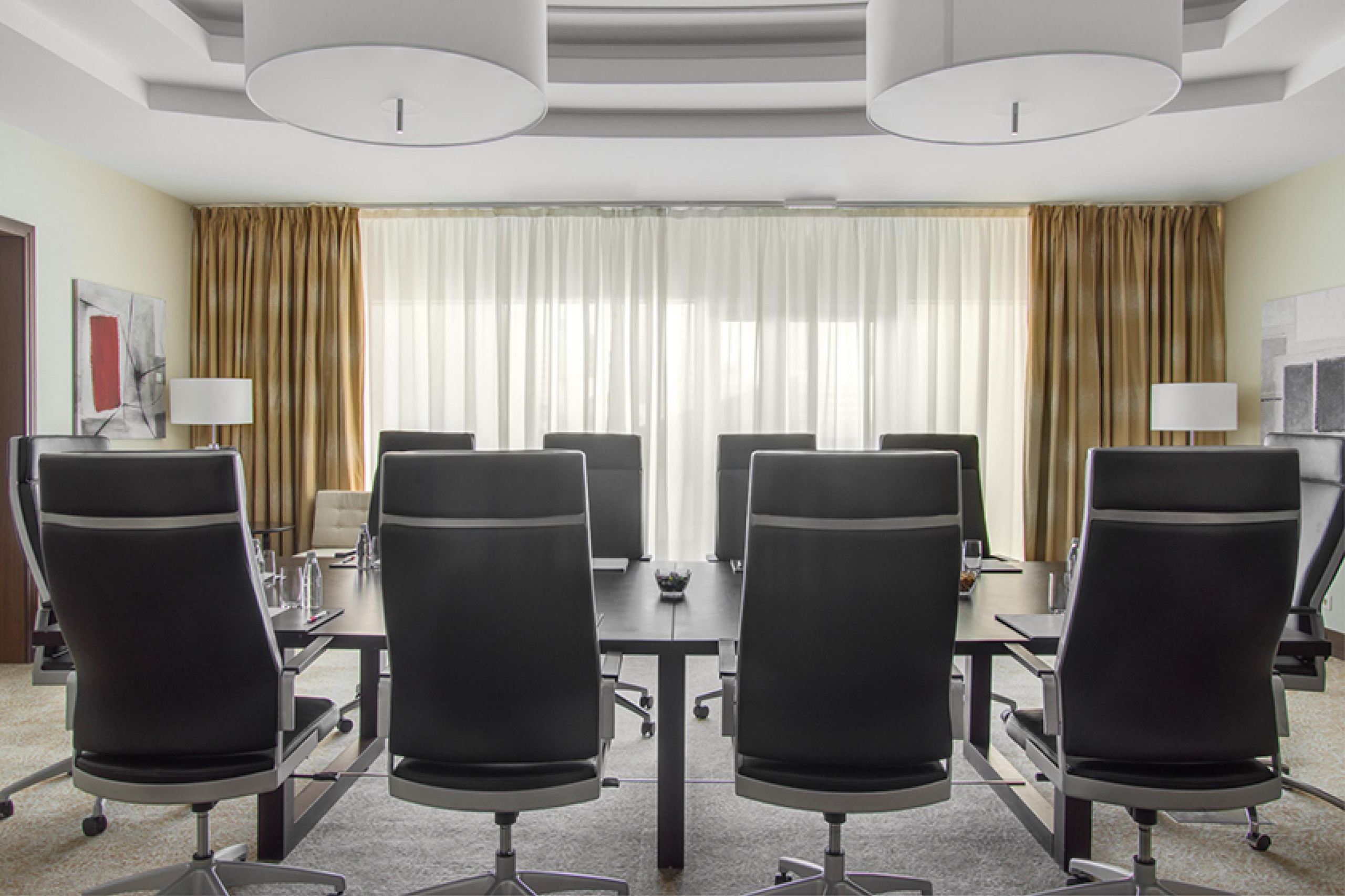 Интерьерная съемка конференц-холлов MARRIOTT ASTANA. Фотограф-дизайнер Лейла Кабди