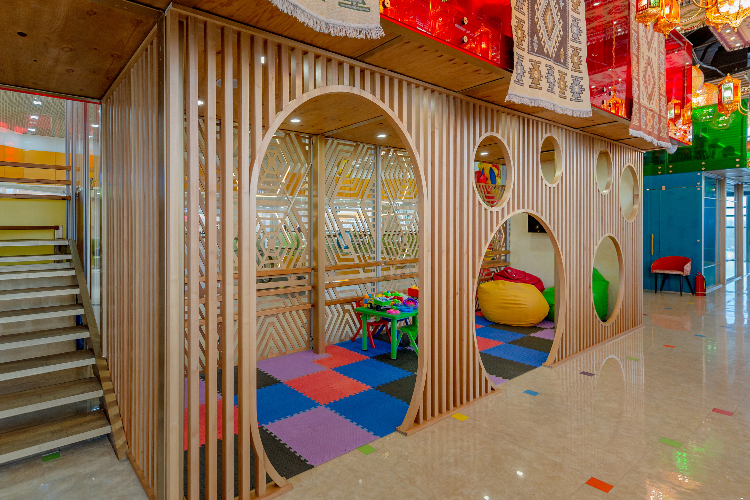 Интерьерная съемка ресторана NAVAT в ТРЦ «Asia Park». Фотограф-дизайнер Лейла Кабди