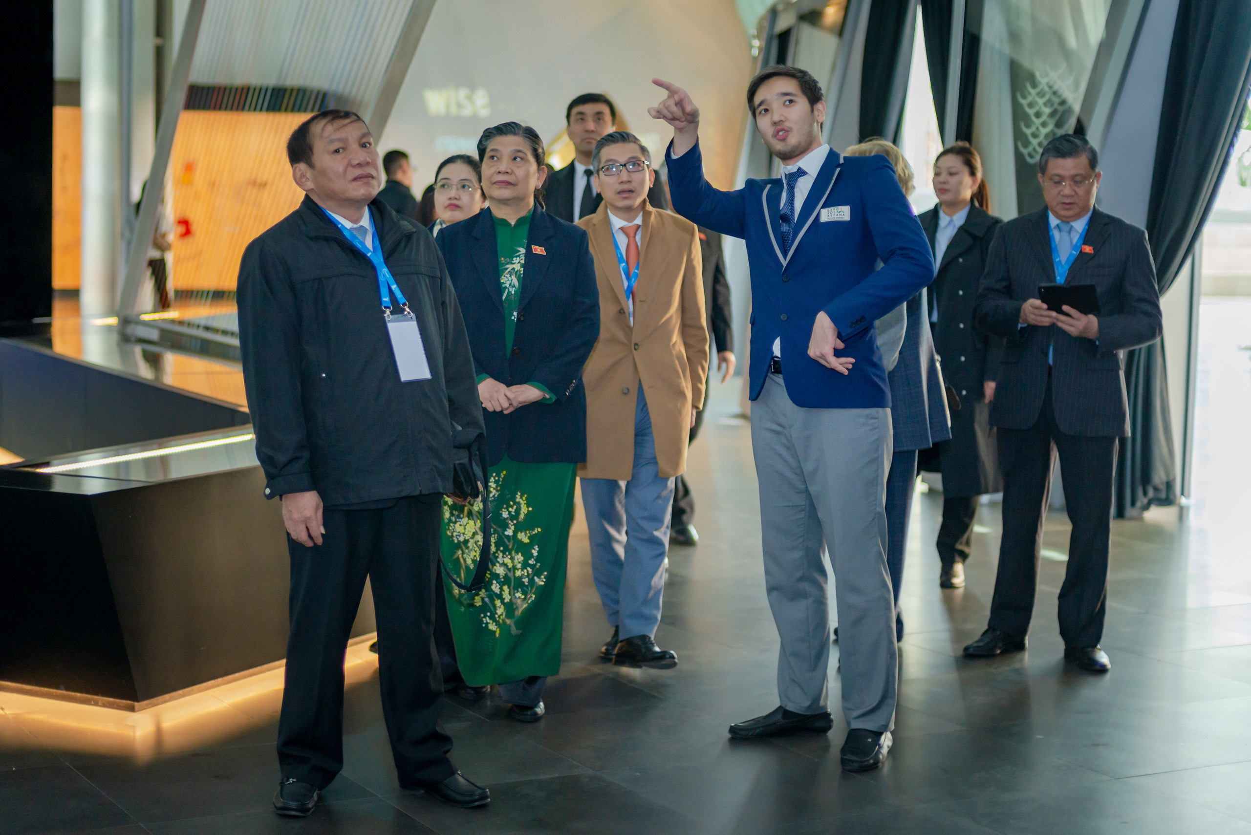 Репортажная съемка посещения Парламентариями стран мира МУЗЕЯ НУР АЛЕМ. Фотограф-дизайнер Лейла Кабди