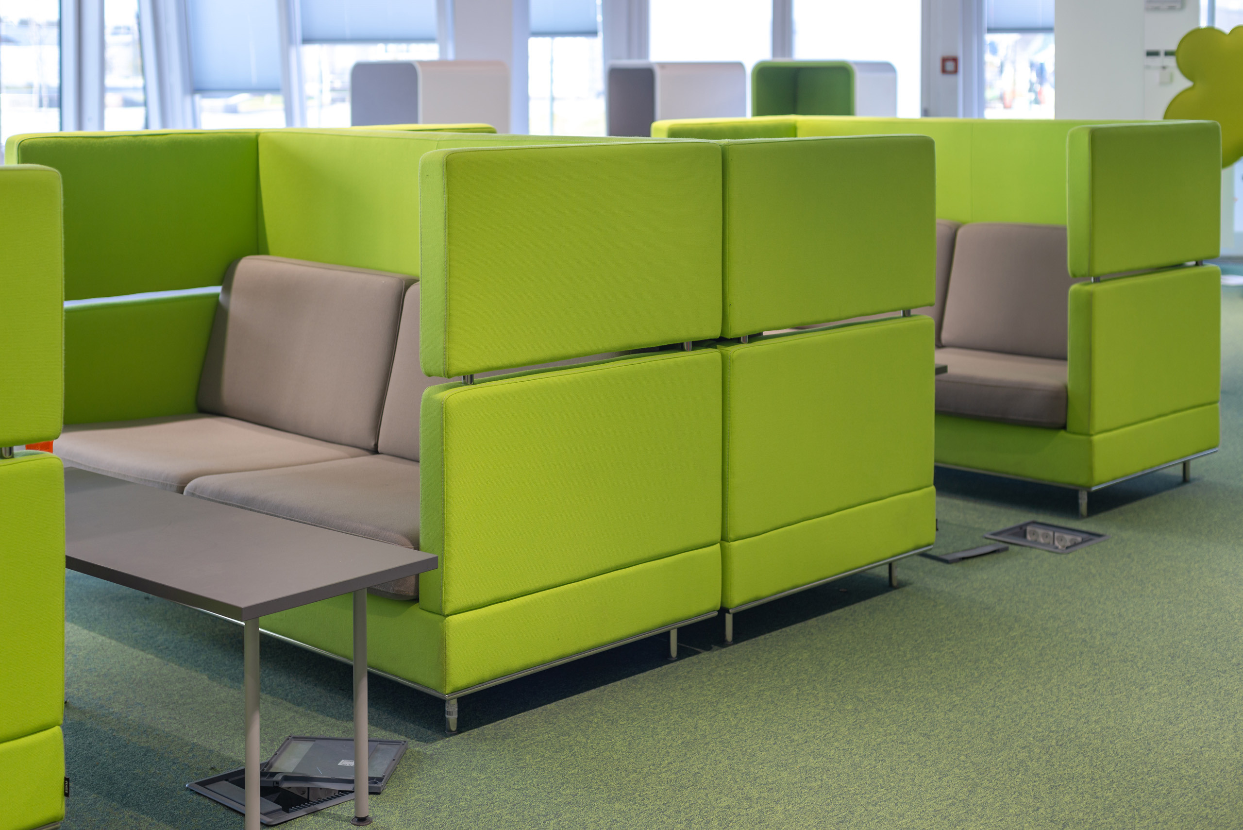 Презентационная съемка IT UNIVERCITY. Фотограф-дизайнер Лейла Кабди