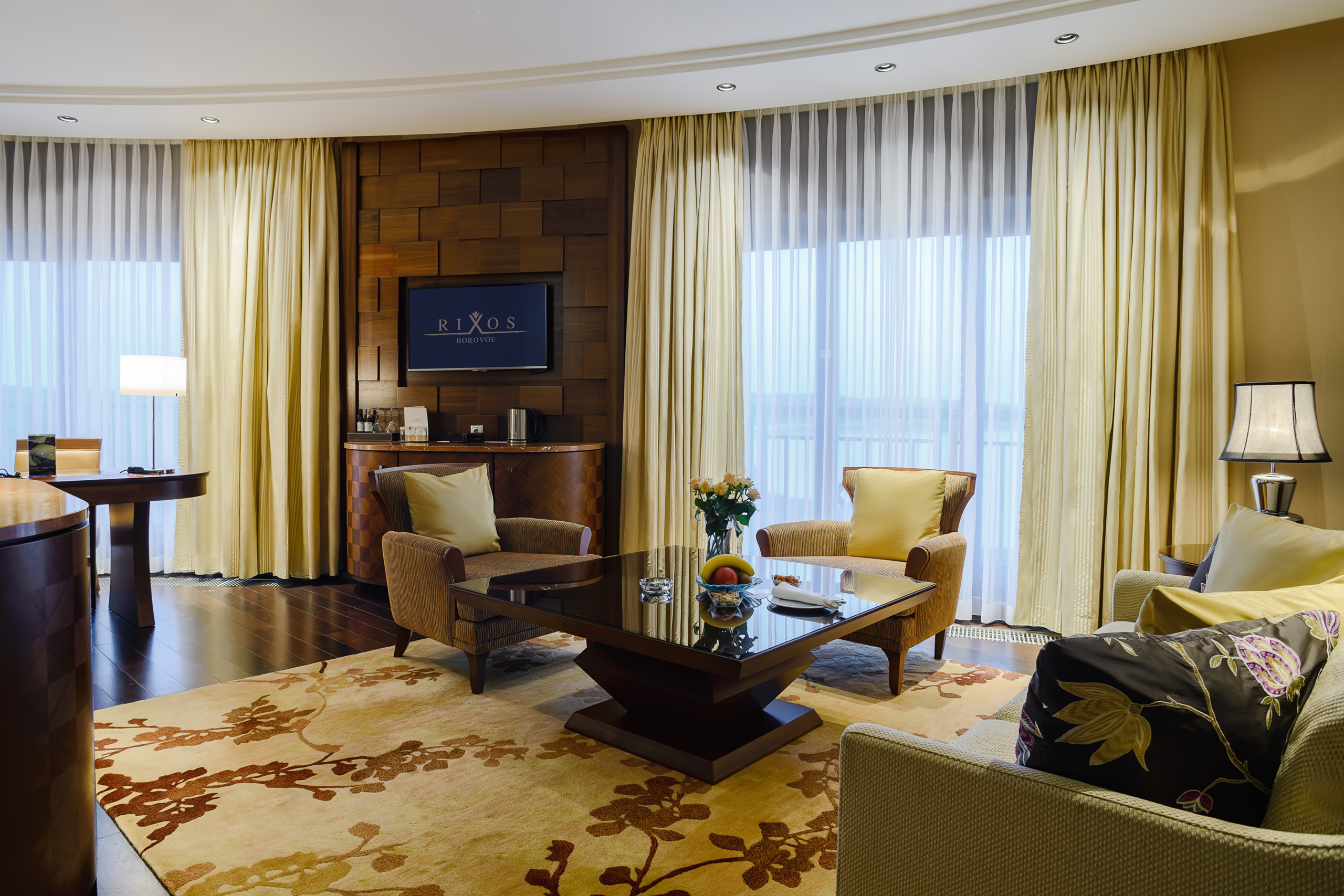 Интерьерная съемка номеров RIXOS BOROVOE. Фотограф-дизайнер Лейла Кабди