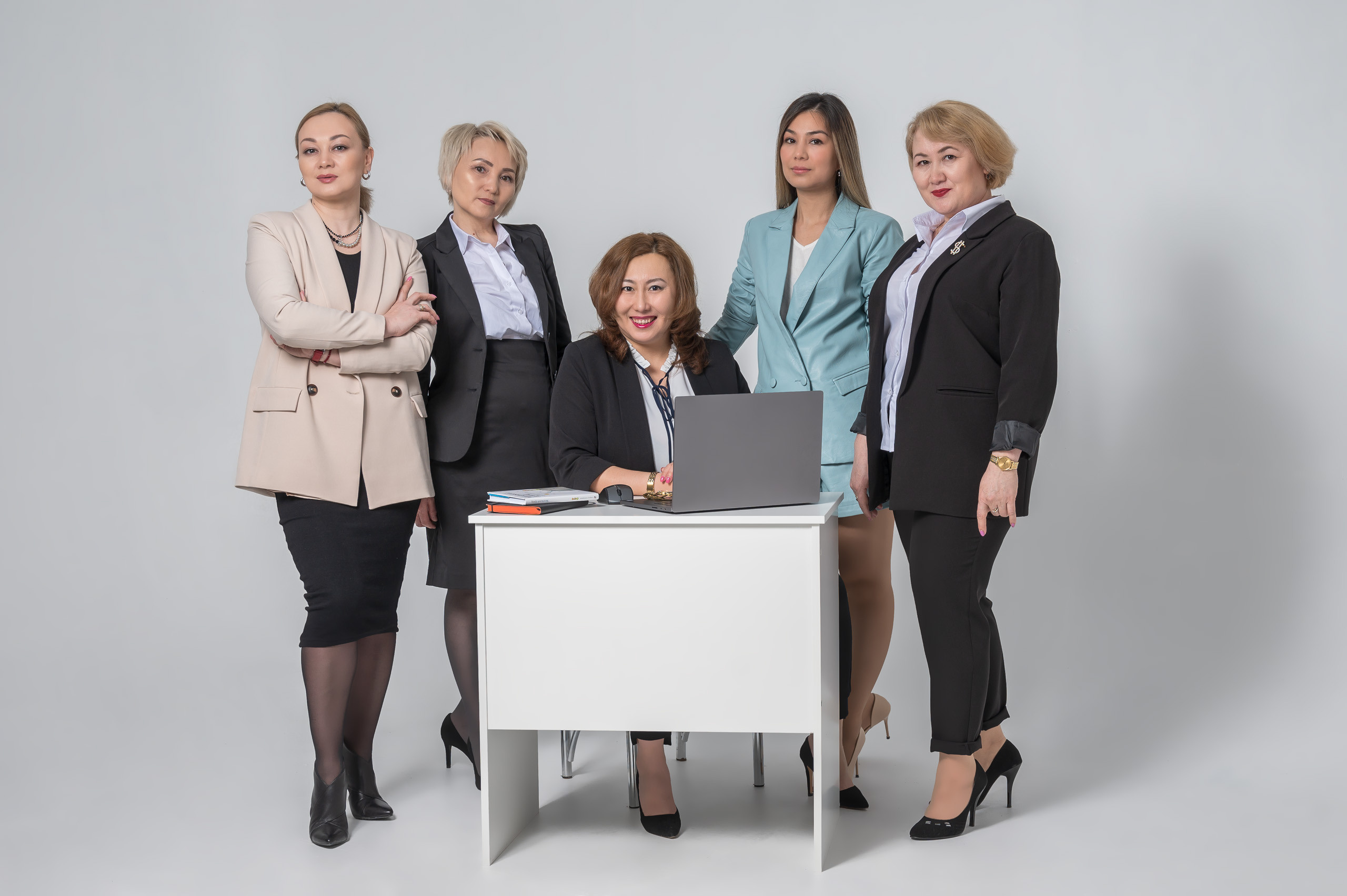 Съемка для корпоративного журнала. Фотограф-дизайнер Лейла Кабди