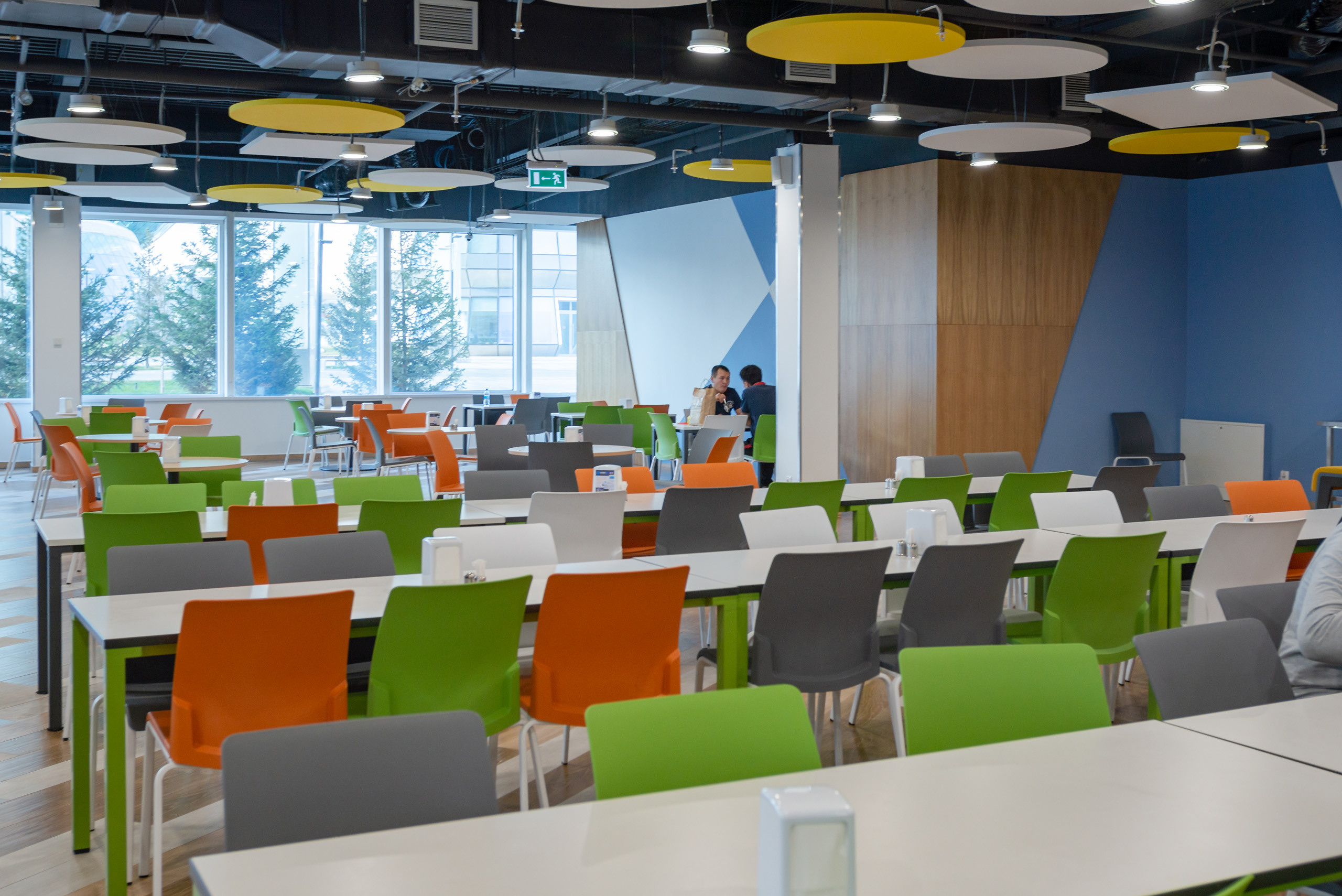 Презентационная съемка IT UNIVERCITY. Фотограф-дизайнер Лейла Кабди