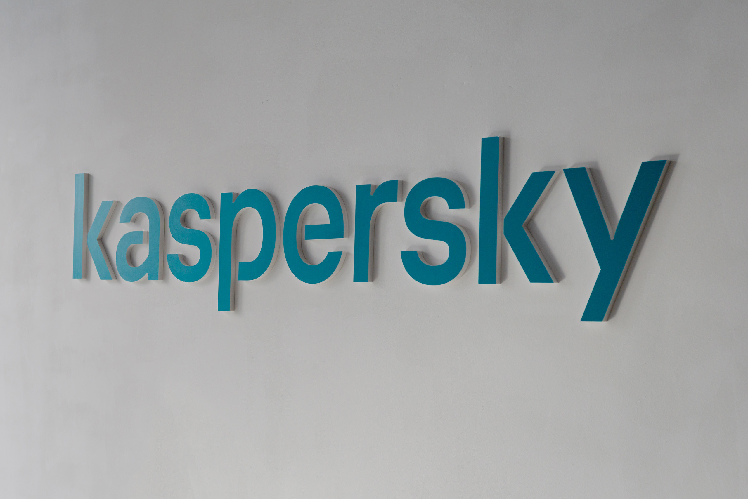 Презентационная съемка IT UNIVERCITY. Фотограф-дизайнер Лейла Кабди