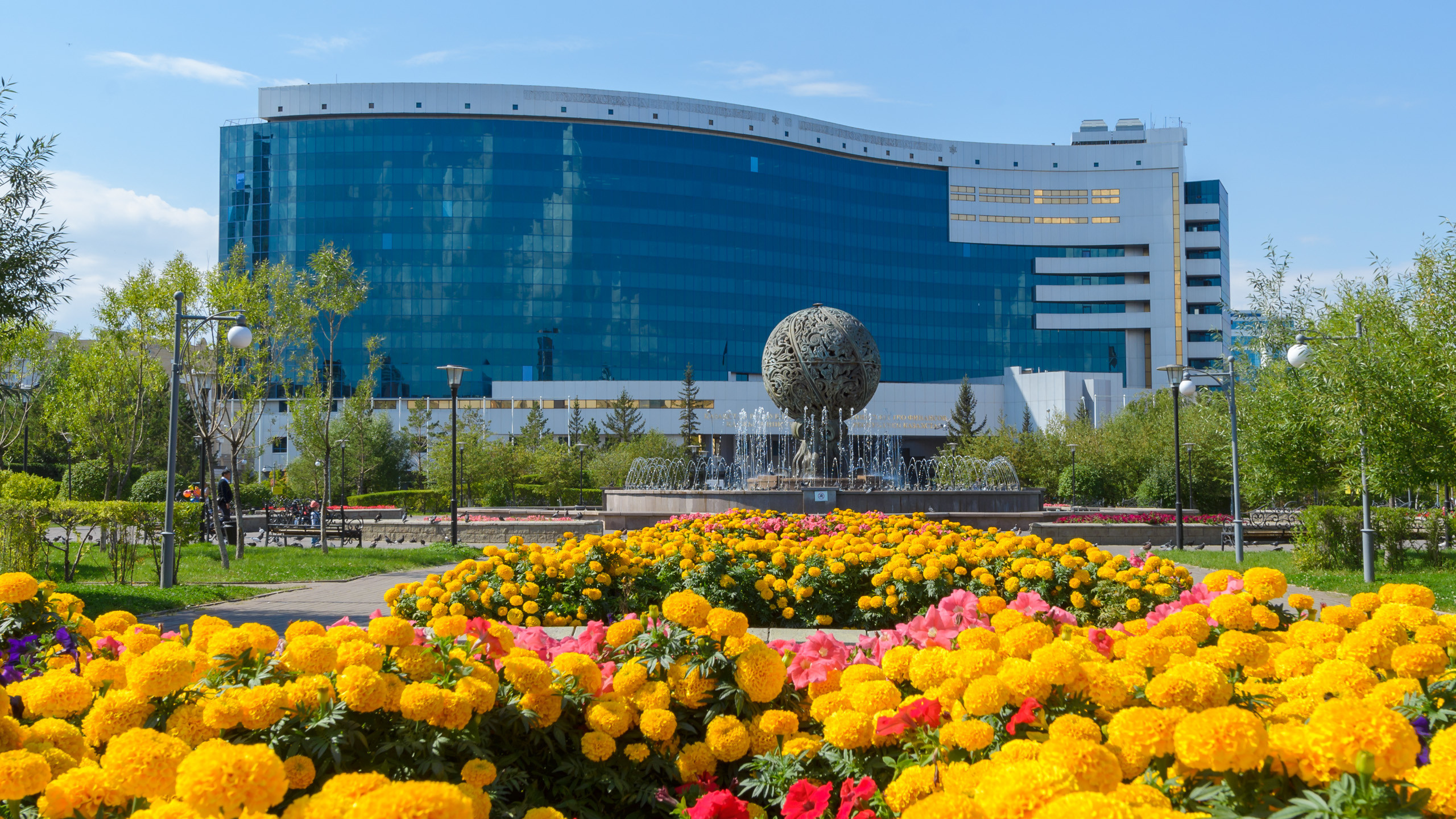 ДОСТОПРИМЕЧАТЕЛЬНОСТИ СТОЛИЦЫ. Фотограф-дизайнер Лейла Кабди