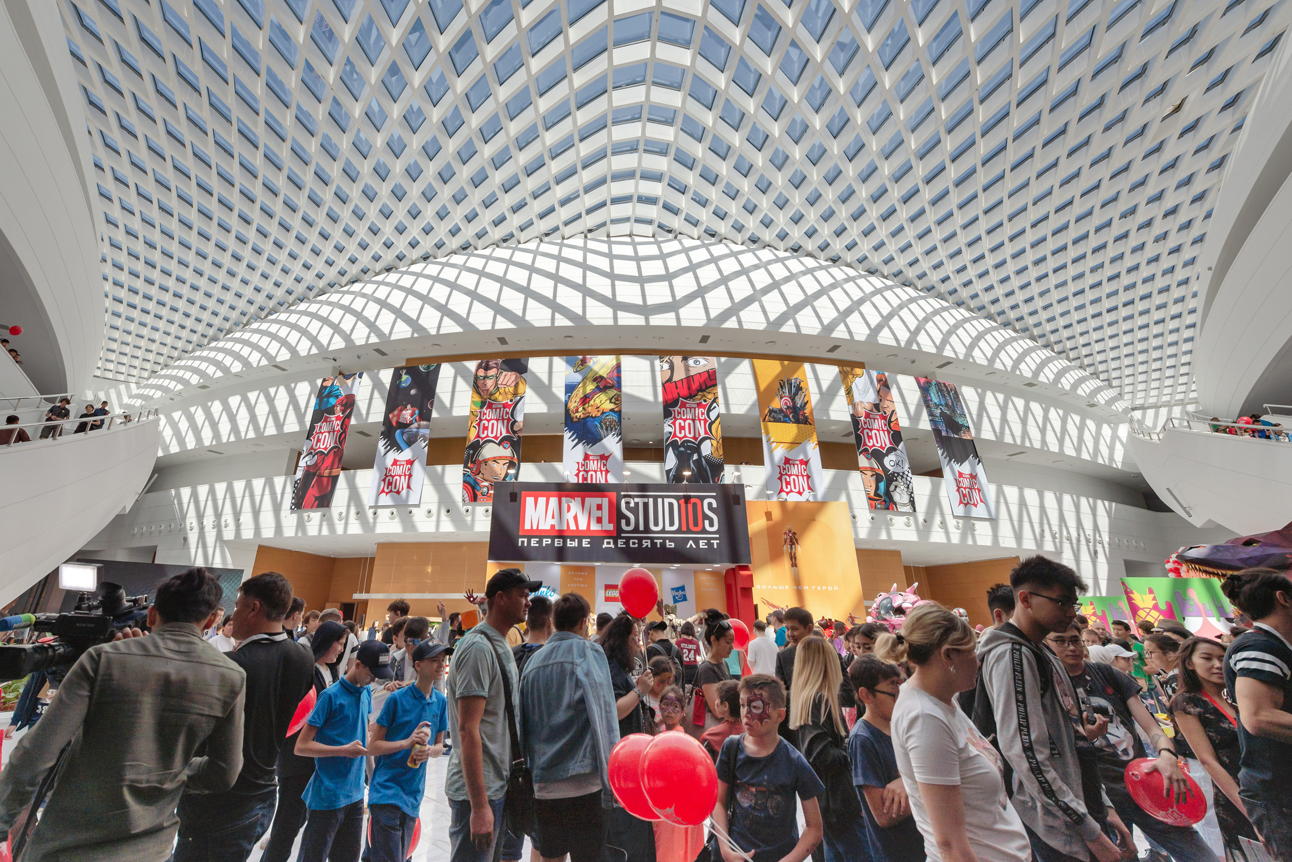 Репортажная съемка фестиваля COMIC CON. Фотограф-дизайнер Лейла Кабди