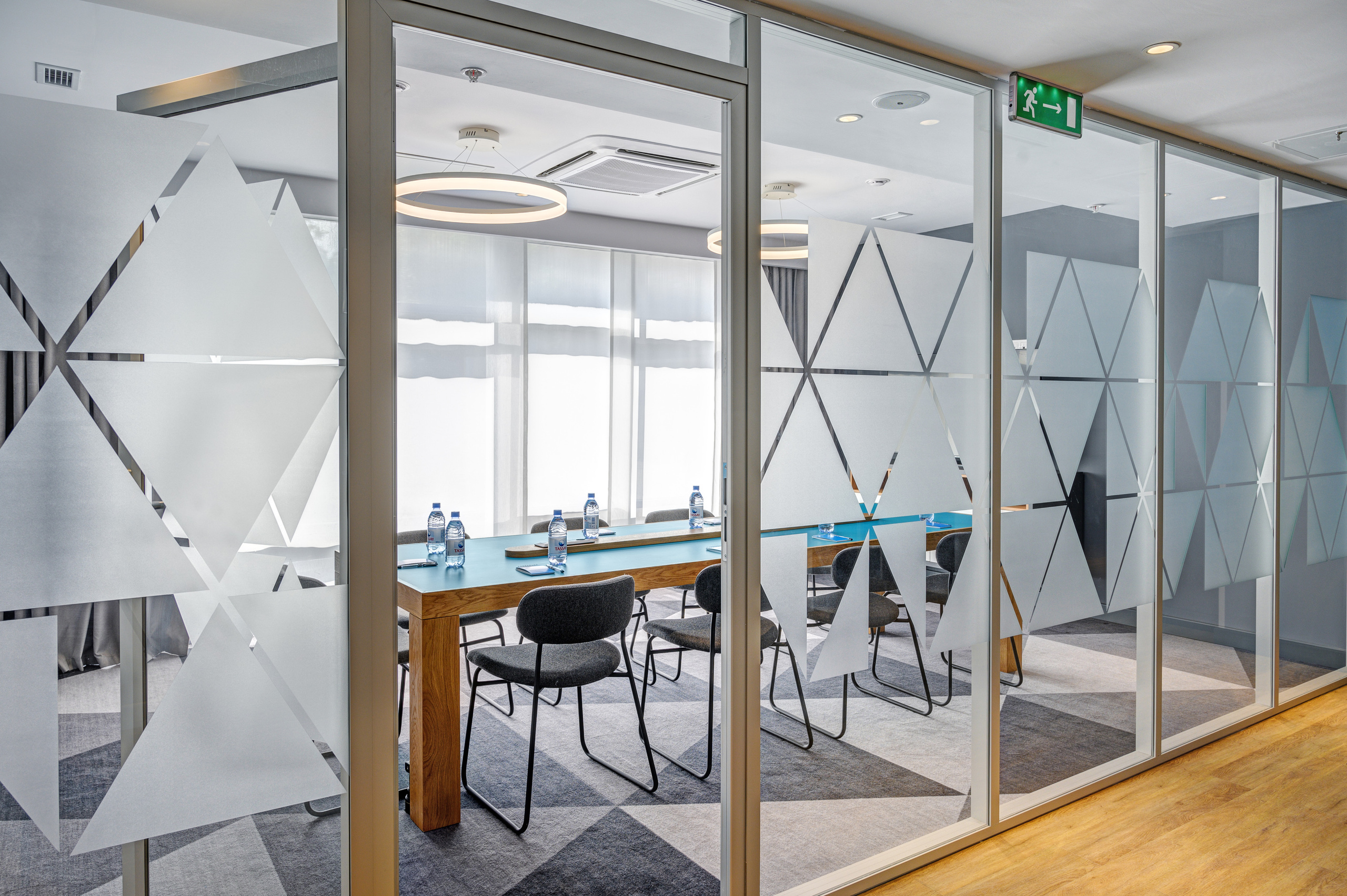 Интерьерная съемка для отеля HOLIDAY INN EXPRESS. Фотограф-дизайнер Лейла Кабди