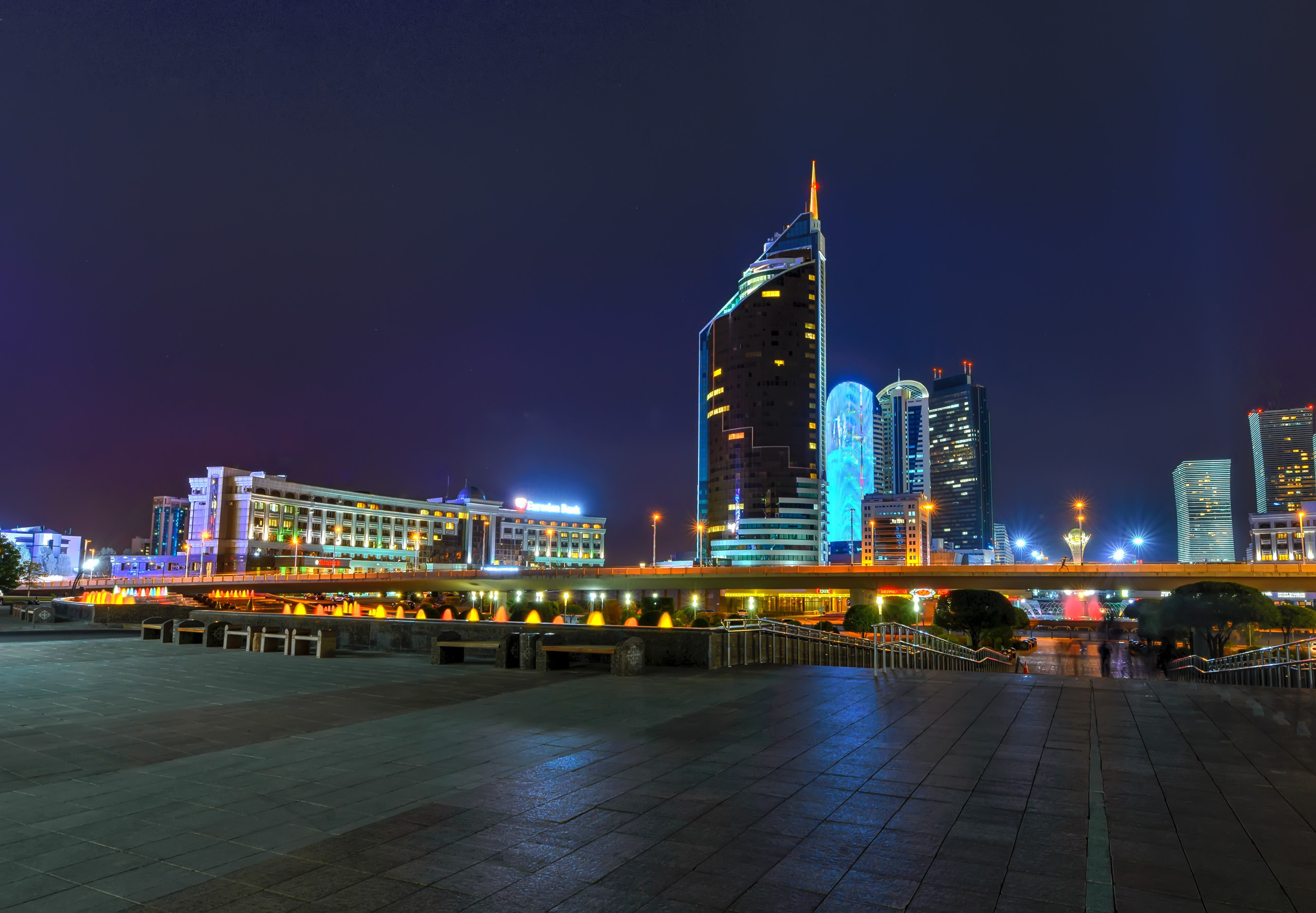 ДОСТОПРИМЕЧАТЕЛЬНОСТИ СТОЛИЦЫ. Фотограф-дизайнер Лейла Кабди