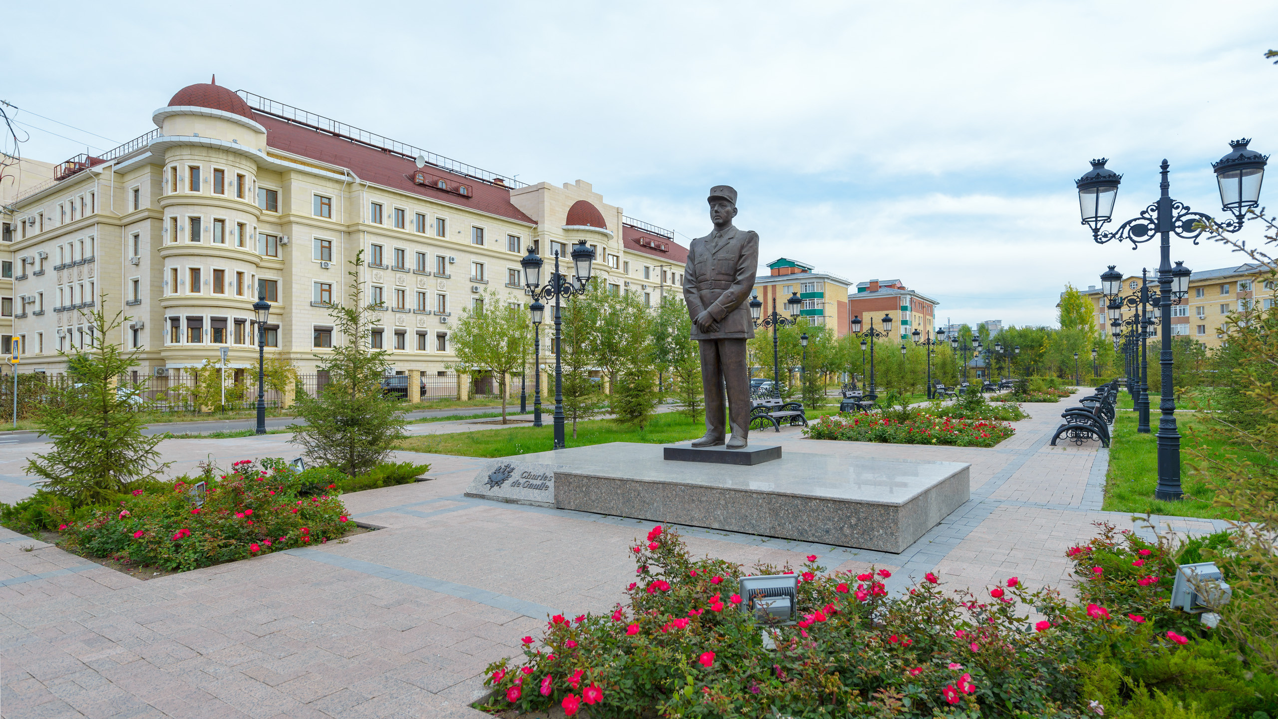 ДОСТОПРИМЕЧАТЕЛЬНОСТИ СТОЛИЦЫ. Фотограф-дизайнер Лейла Кабди