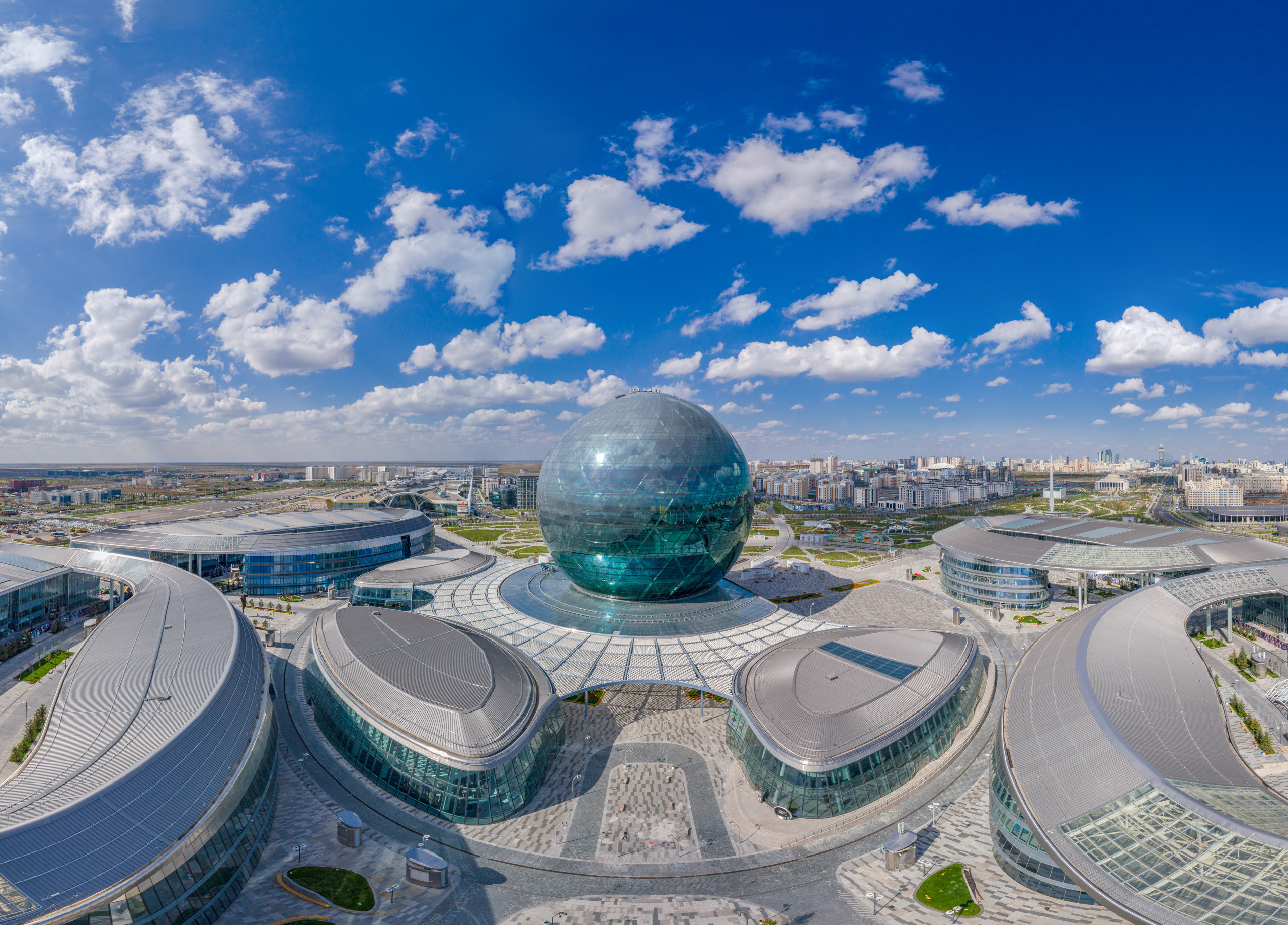 Съемка территории ВЦ ЭКСПО. Фотограф-дизайнер Лейла Кабди